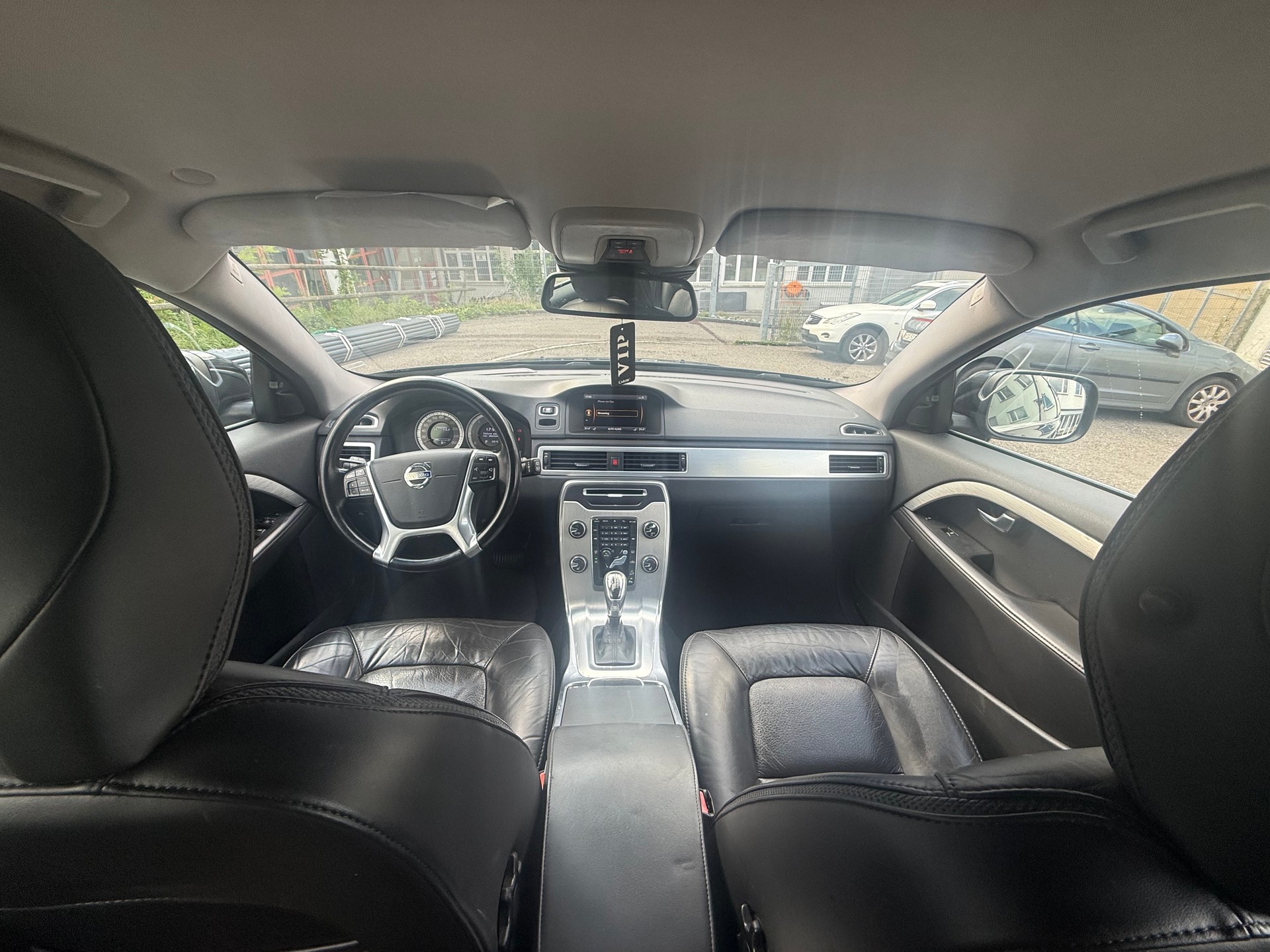 VOLVO XC70 D5 AWD Summum Geartronic-image-9