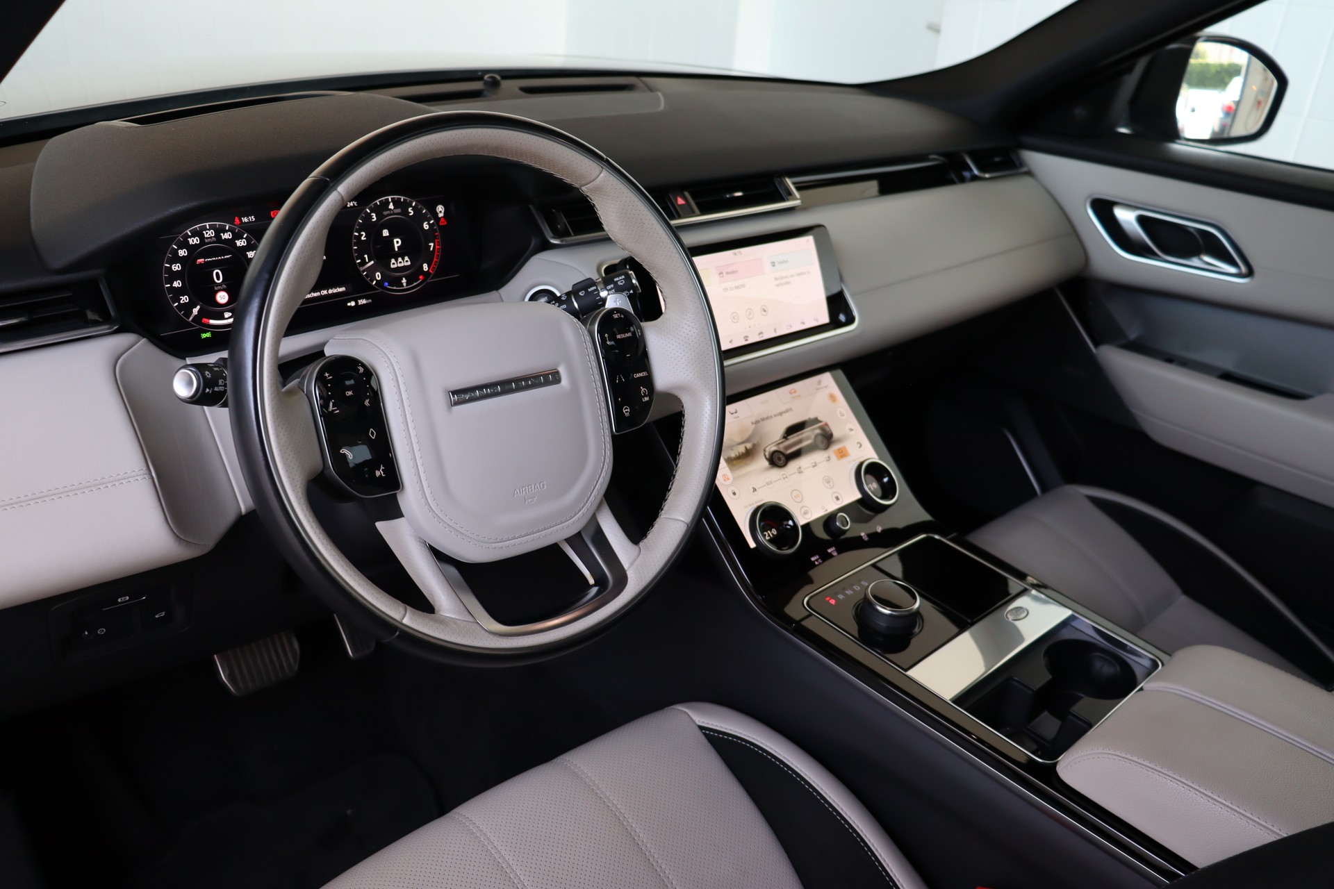 LAND ROVER Range Rover Velar R-Dynamic P 300 HSE Automatic ** FAHRASSISTENZ-PAKET ** 360-GRAD PARK-PAKET ** CH-FAHRZEUG **-image-12
