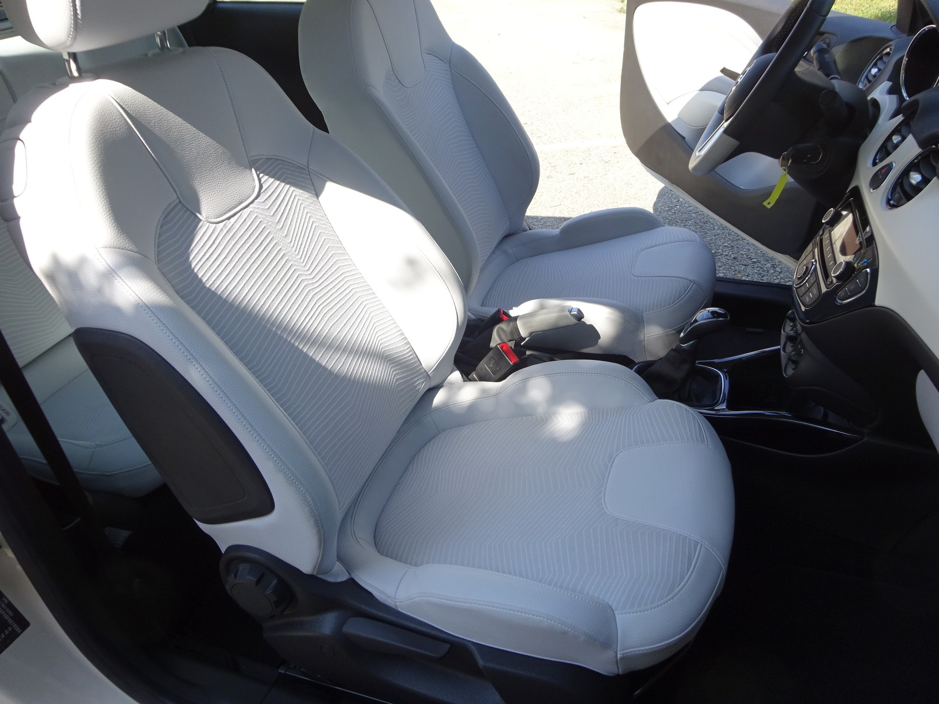 OPEL Adam 1.4 ecoFLEX JAM Easytronic-image-23