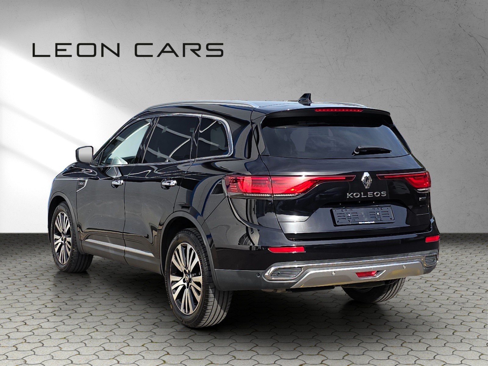 RENAULT Koleos 2.0 dCi Initiale Paris 4WD Xtronic CVT mit AHK-image-6