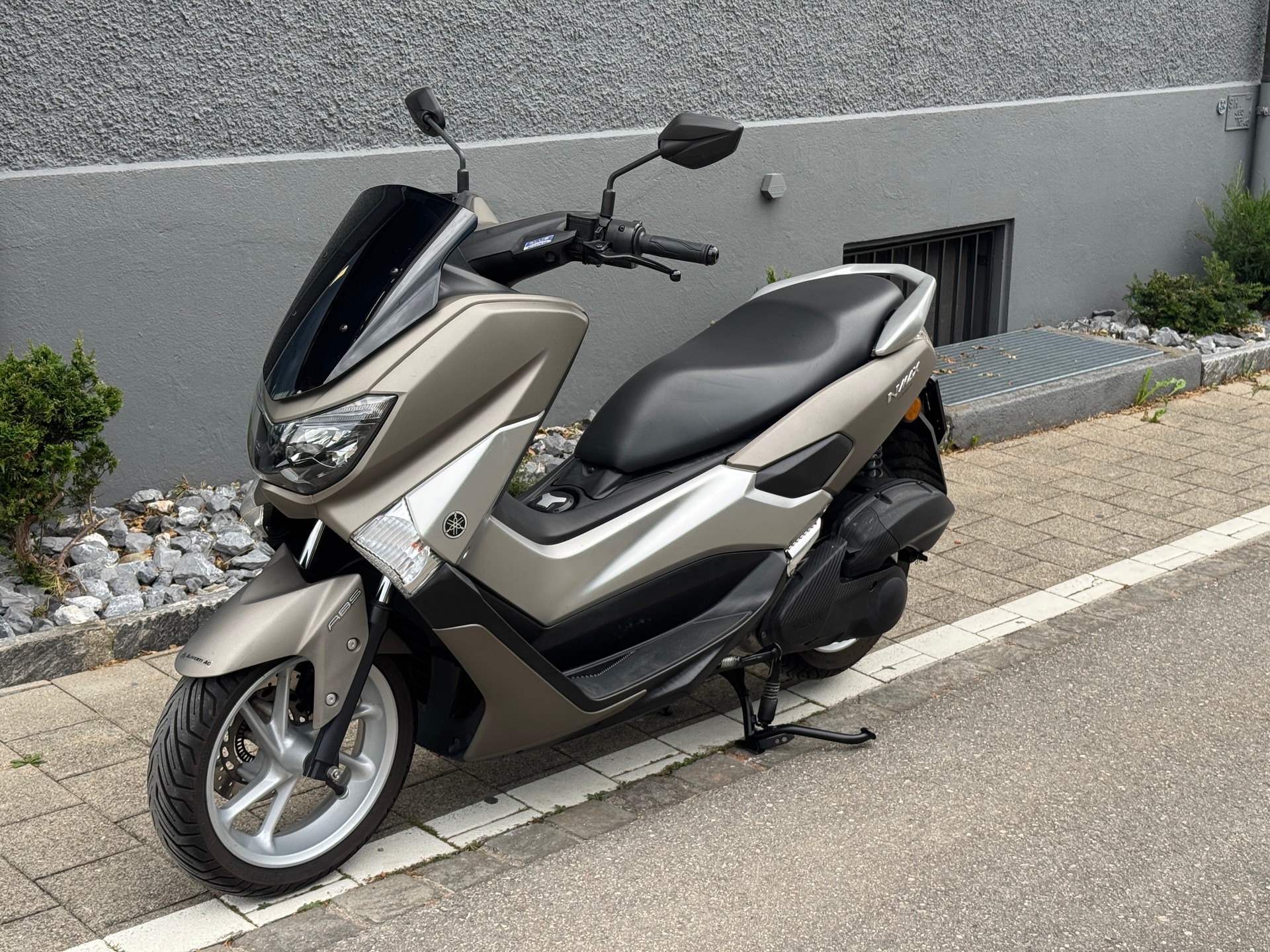 YAMAHA N-Max GPD 125A ABS-image-0