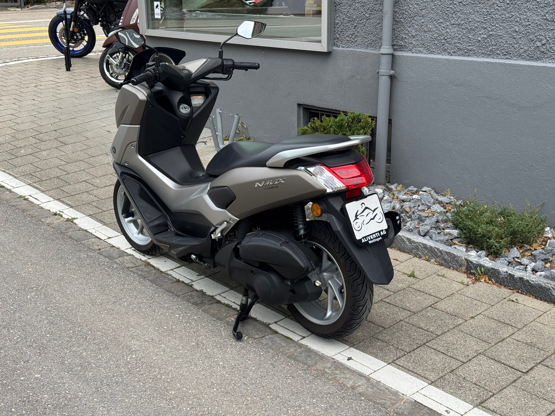 YAMAHA N-Max GPD 125A ABS-image-9