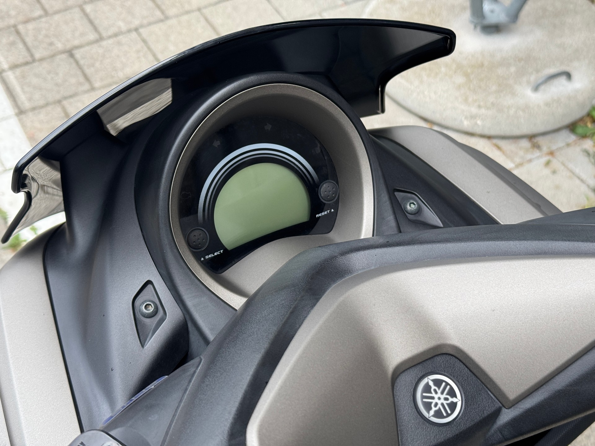 YAMAHA N-Max GPD 125A ABS-image-2