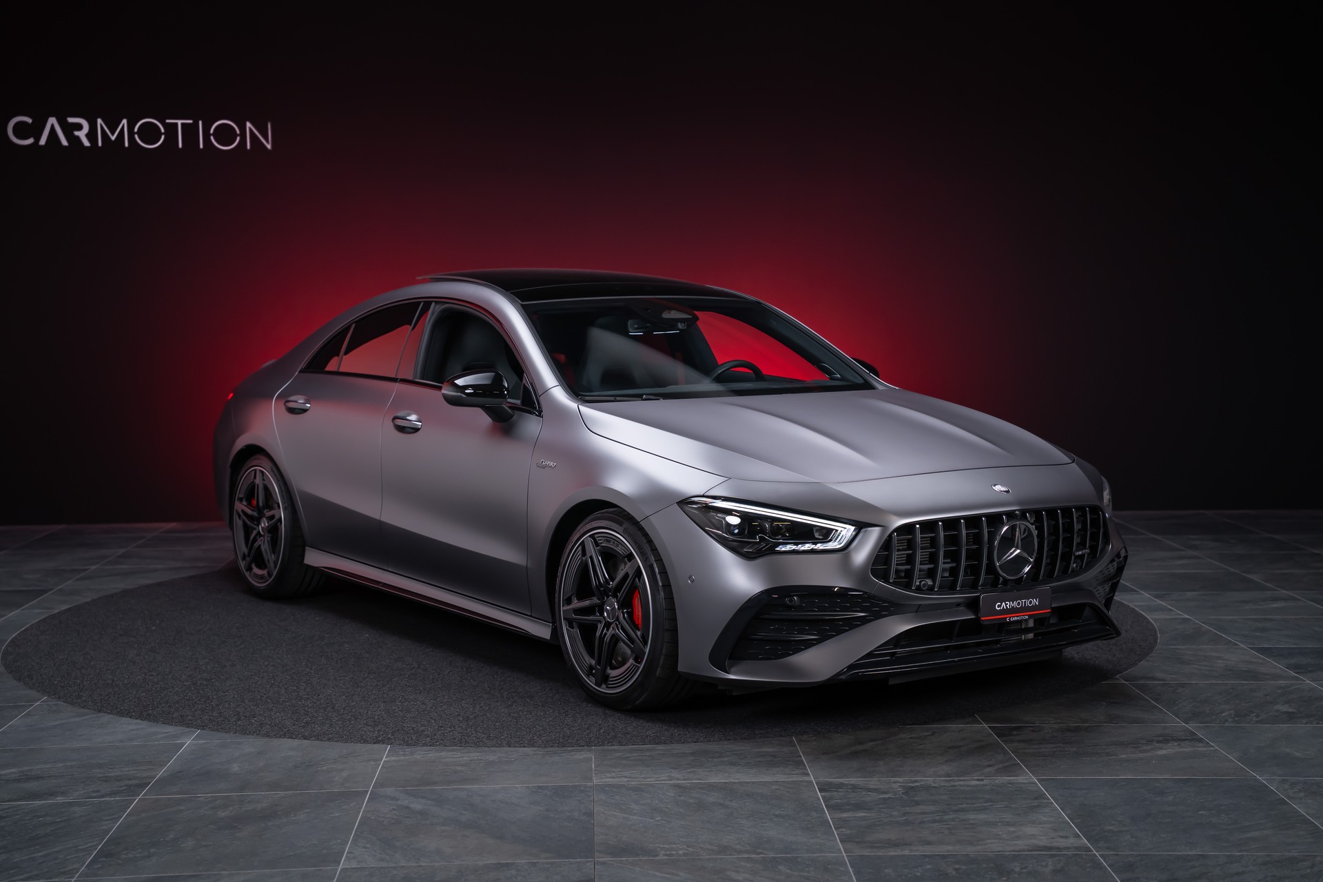 MERCEDES-BENZ CLA 35 AMG 4matic / Panorama-Glasdach / Burmester / Rückfahrkamera-showroom-element-2