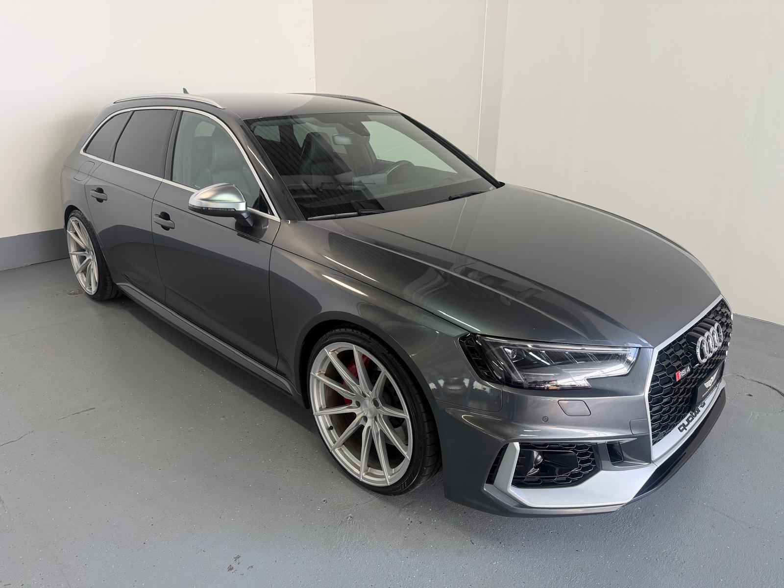 AUDI RS4 Avant 2.9 TFSI quattro tiptronic-showroom-element-1