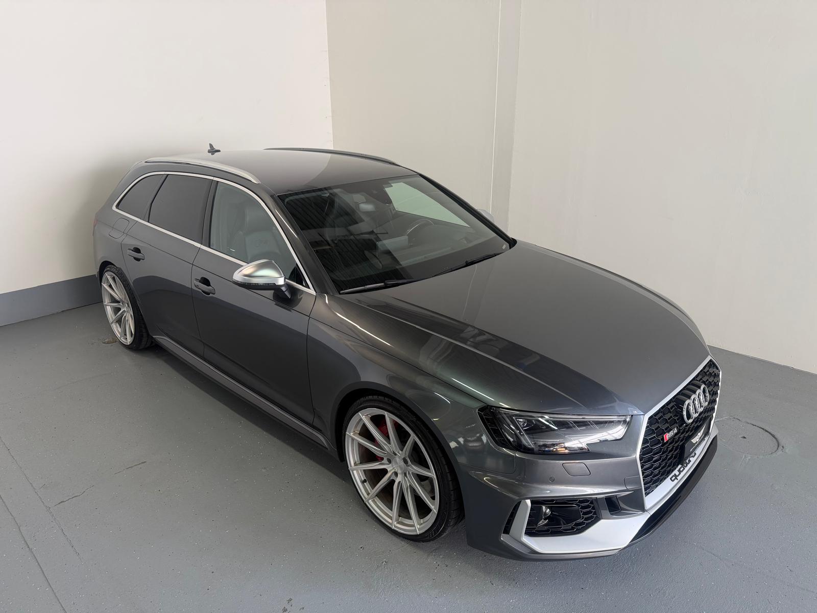 AUDI RS4 Avant 2.9 TFSI quattro tiptronic