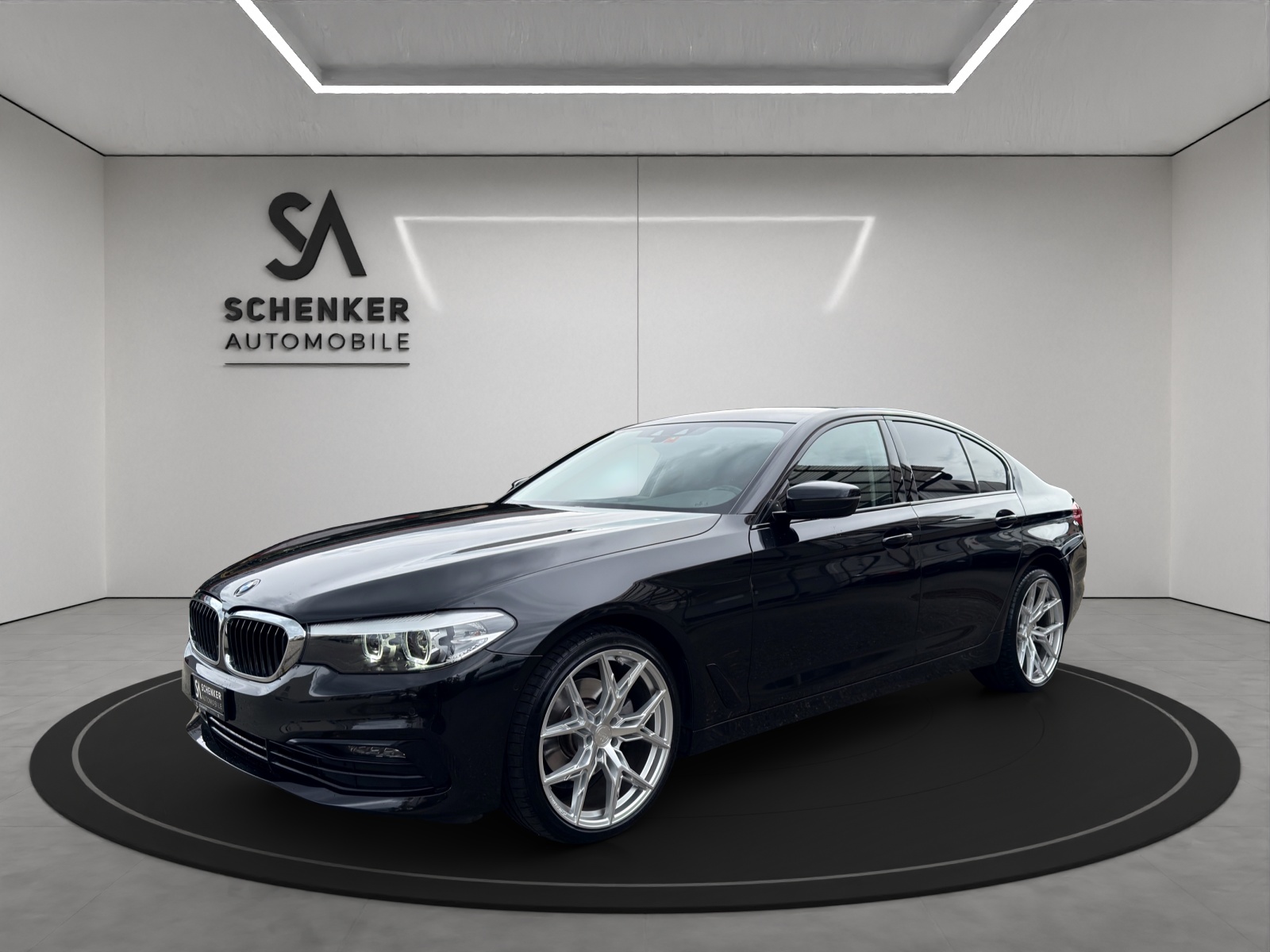 BMW 520d xDrive Essential Edition Steptronic