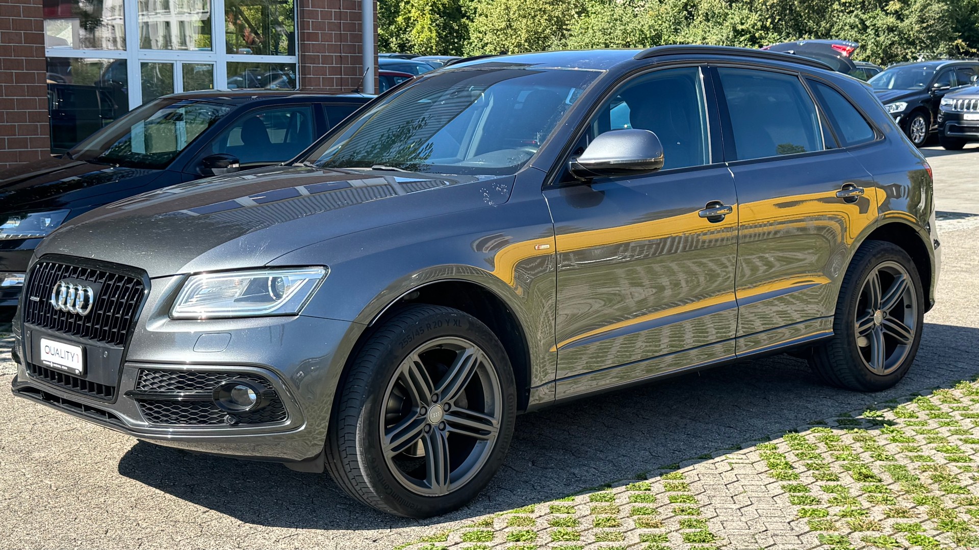 AUDI Q5 2.0 TDI quattro S-tronic