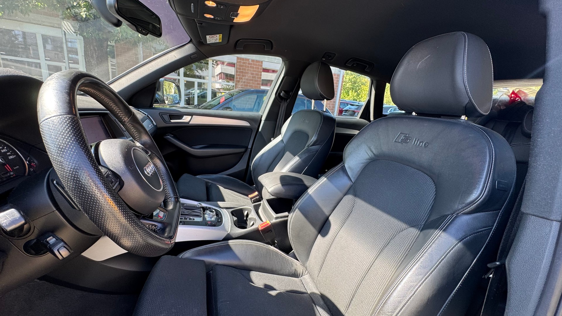 AUDI Q5 2.0 TDI quattro S-tronic-image-6