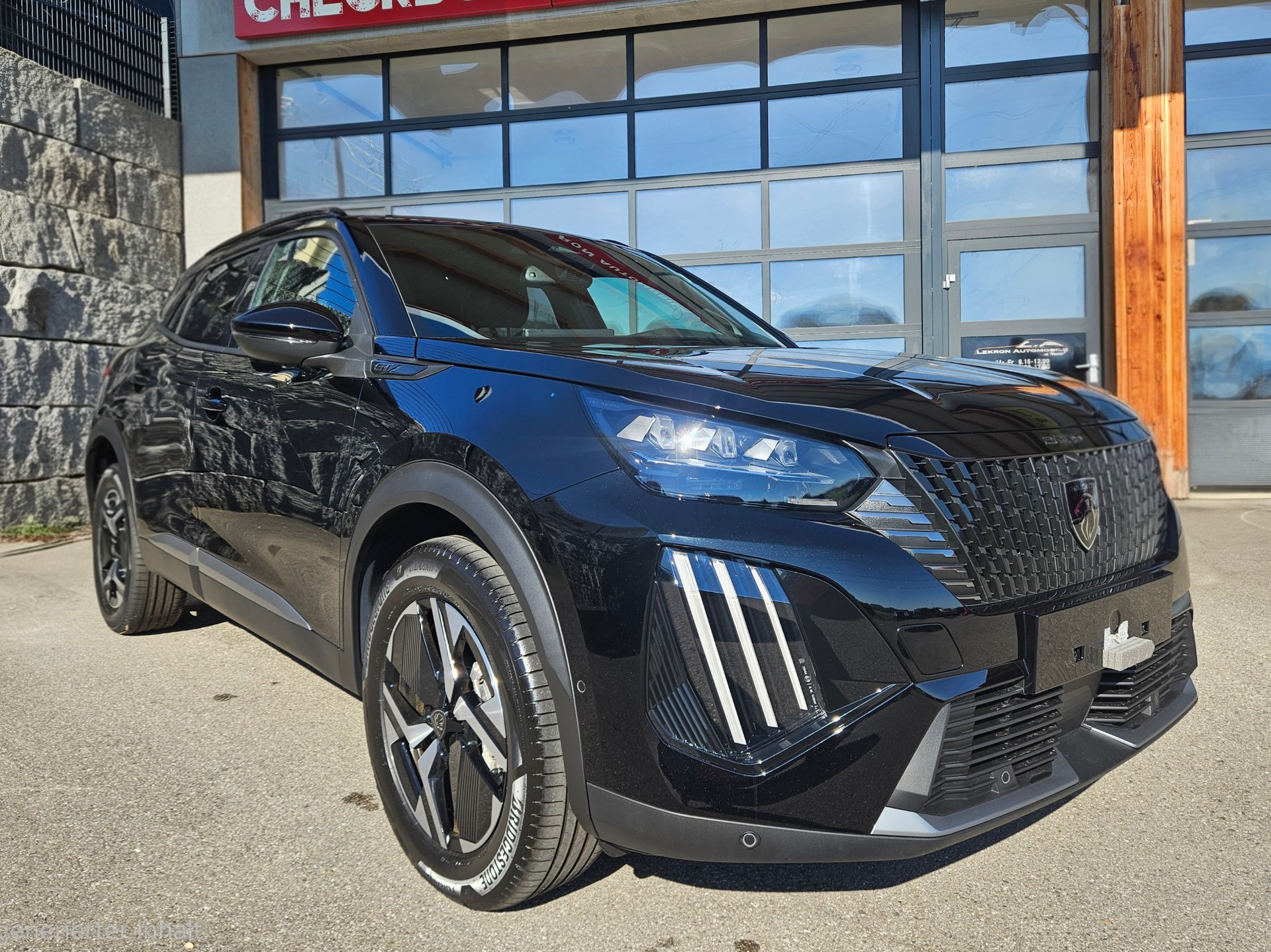 PEUGEOT 2008 1.2 145 MHEV GT