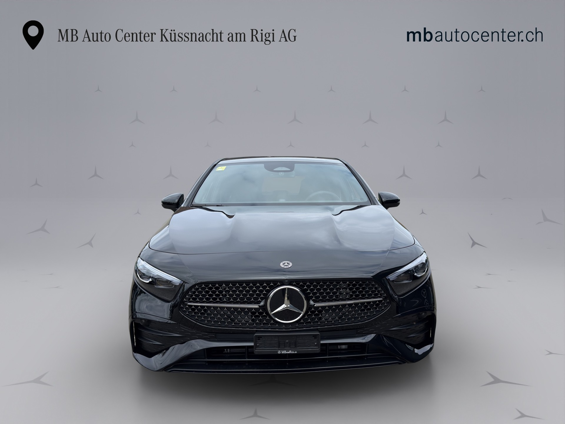 MERCEDES-BENZ A-Klasse W177 A 220 4m-showroom-element-3