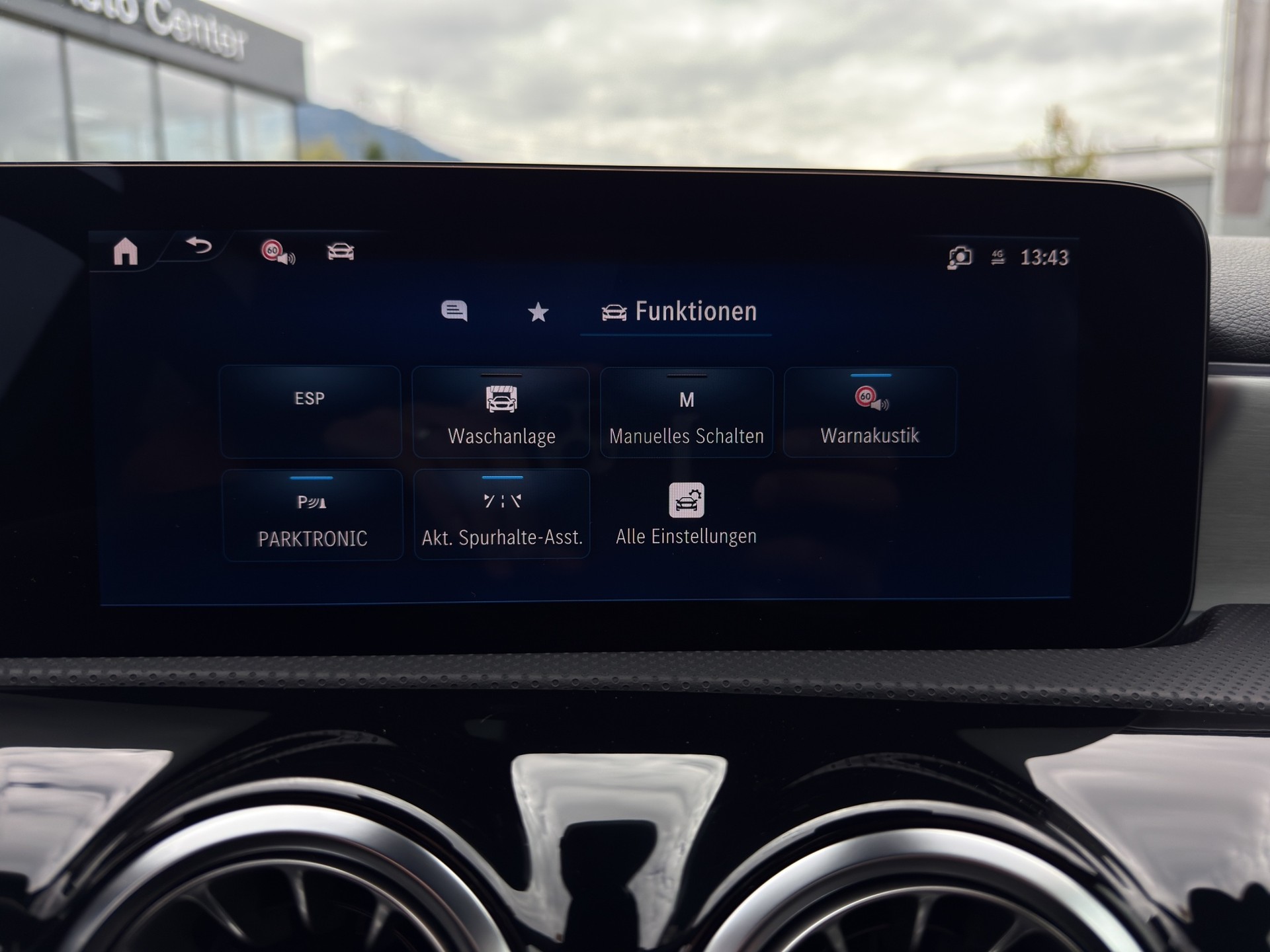 MERCEDES-BENZ A-Klasse W177 A 220 4m-image-23