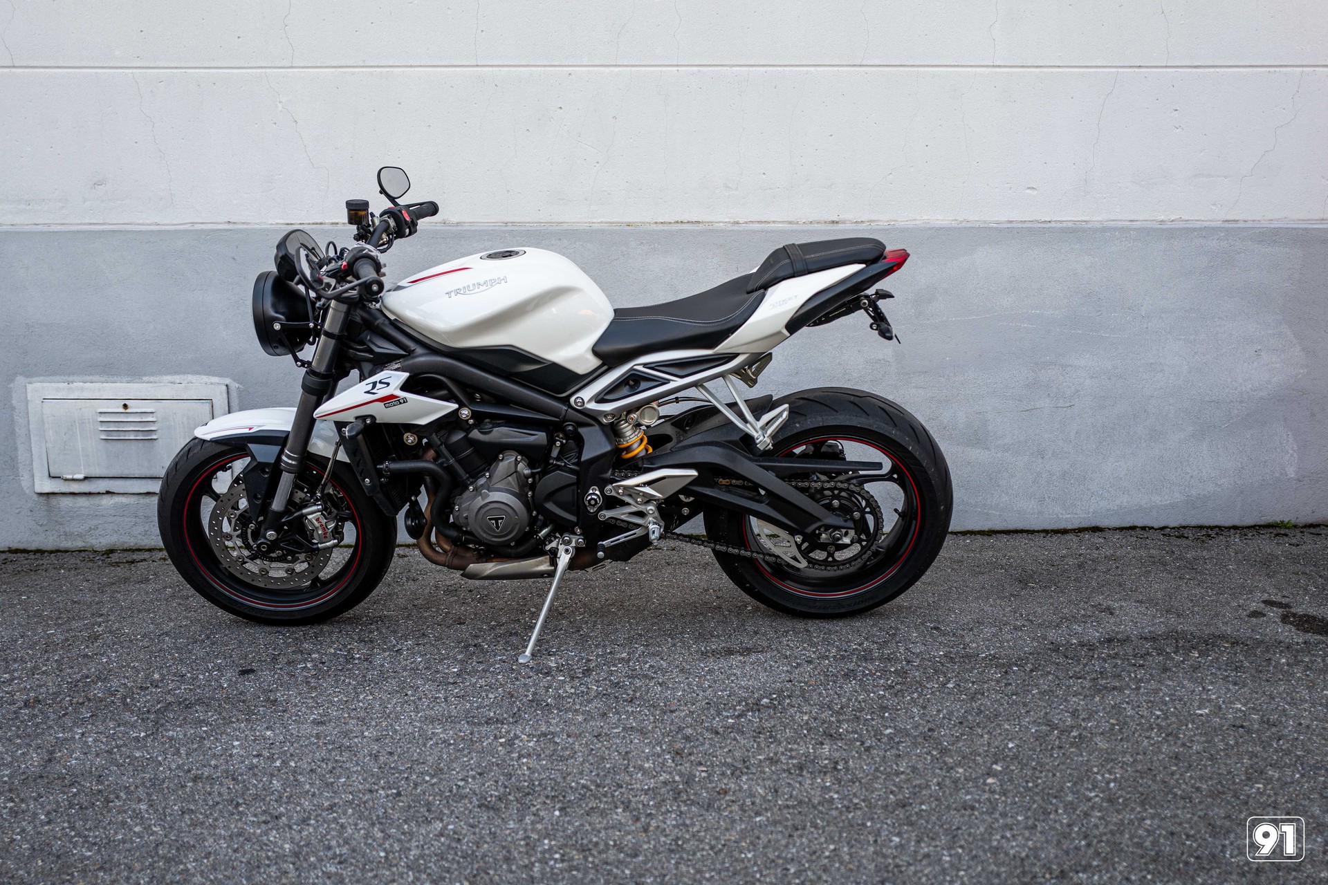 TRIUMPH Street Triple RS 765 ABS-image-1
