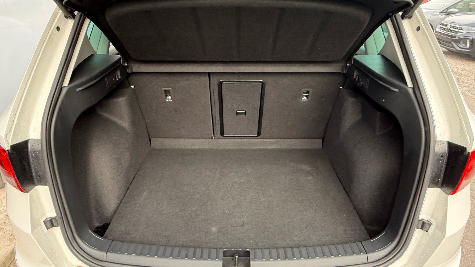 CUPRA Ateca Basis 4Drive *** ANHÄNGERKUPPLUNG & 5 JAHRE CUPRA WERKSGARANTIE ***-image-19