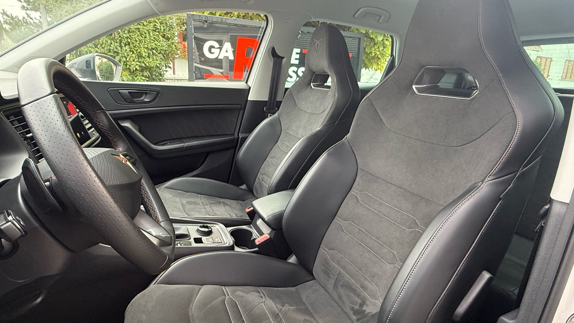 CUPRA Ateca Basis 4Drive *** ANHÄNGERKUPPLUNG & 5 JAHRE CUPRA WERKSGARANTIE ***-image-8