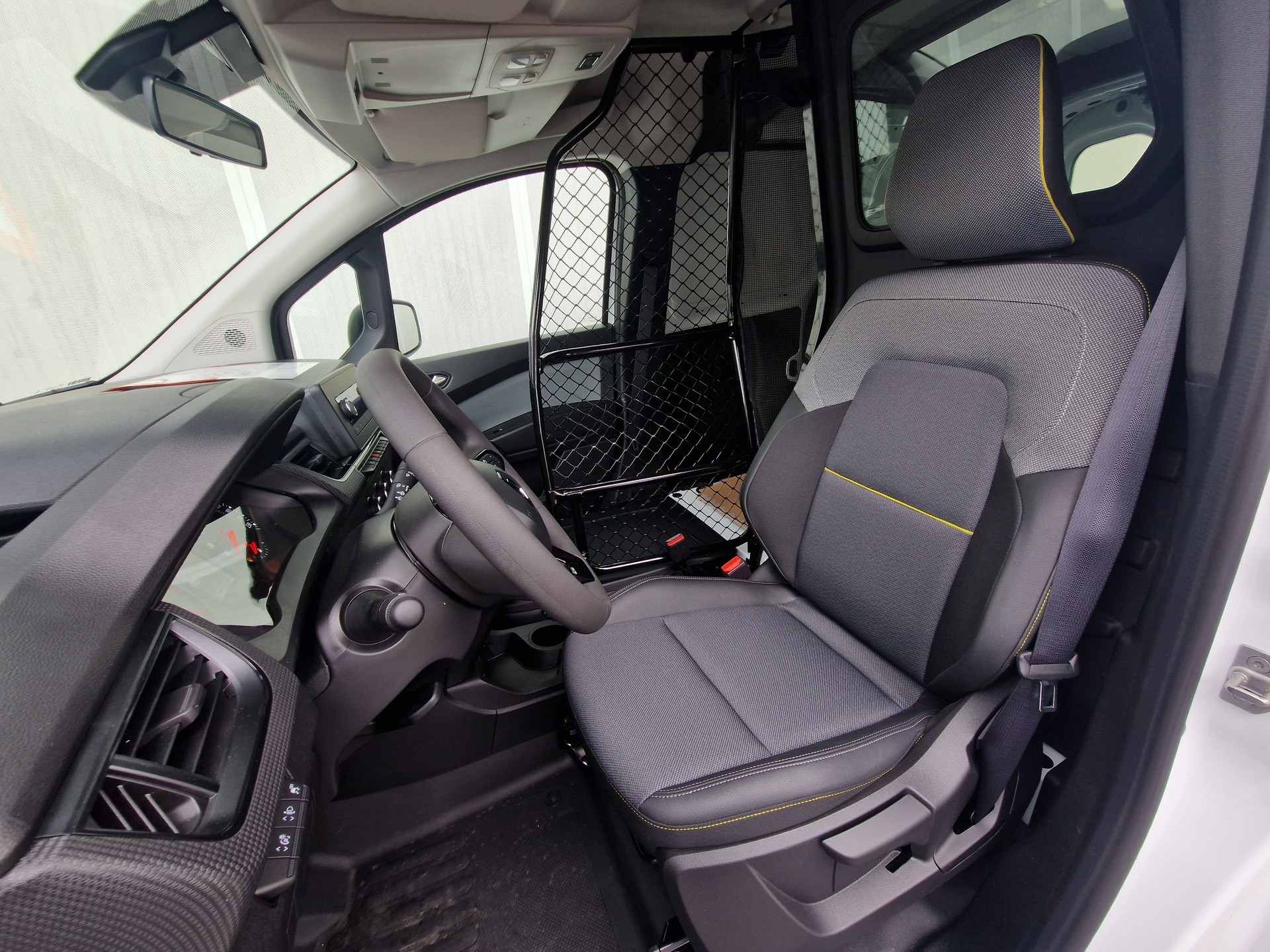 RENAULT KANGOO Van 1.3 TCe Advance-image-8