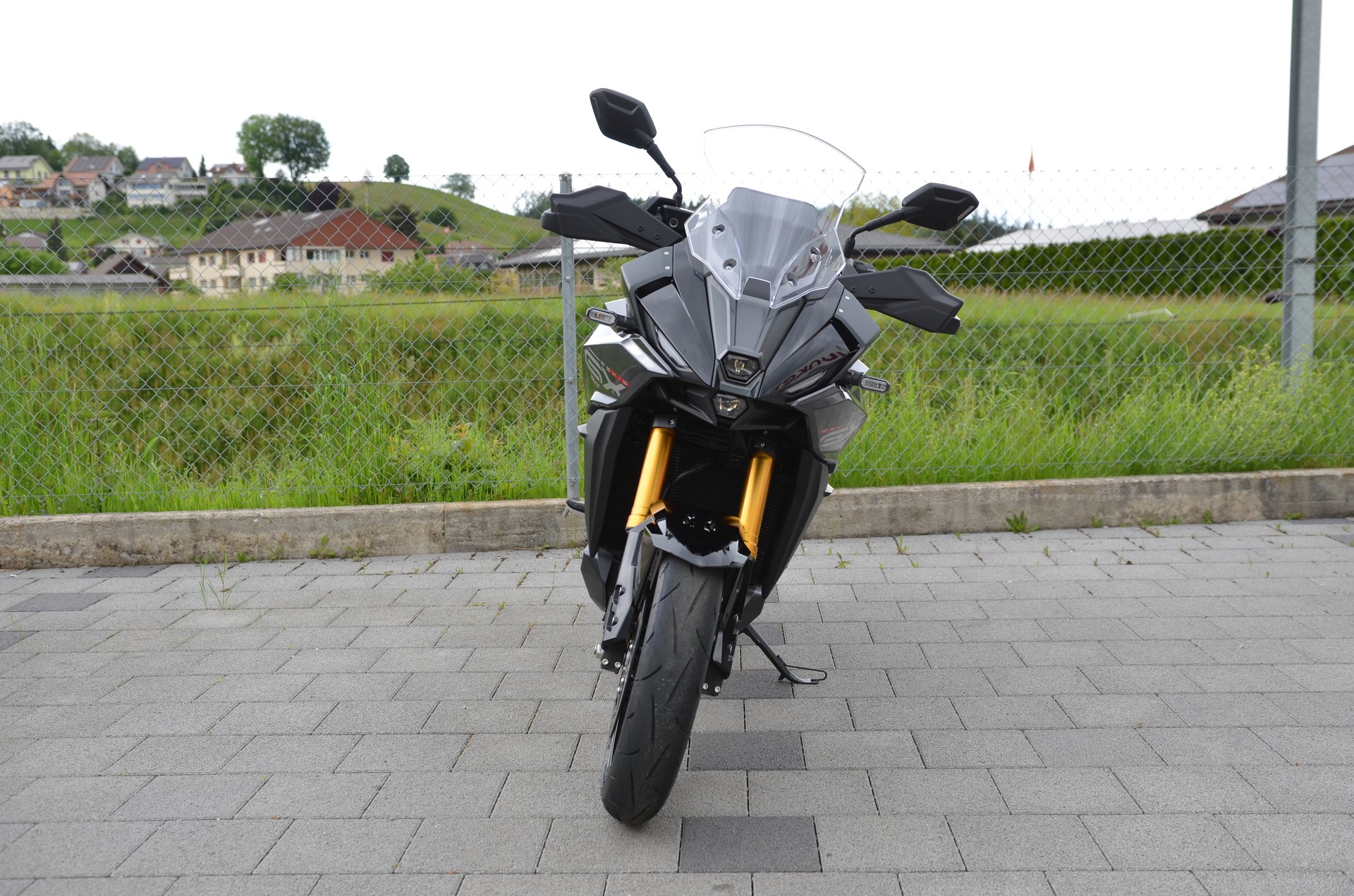 SUZUKI GSX-S 1000 GX-image-3