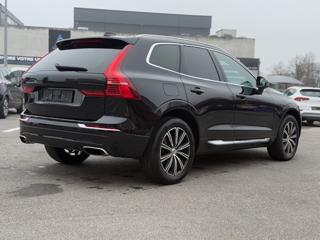 VOLVO XC60 D5 AWD Inscription Geartronic-image-2