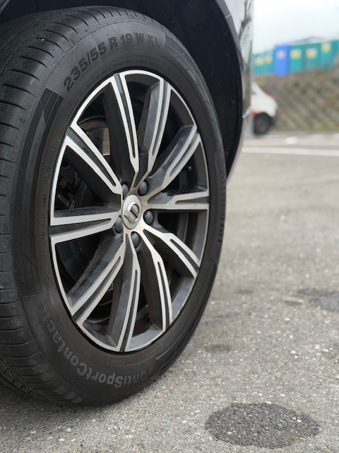 VOLVO XC60 D5 AWD Inscription Geartronic-image-5