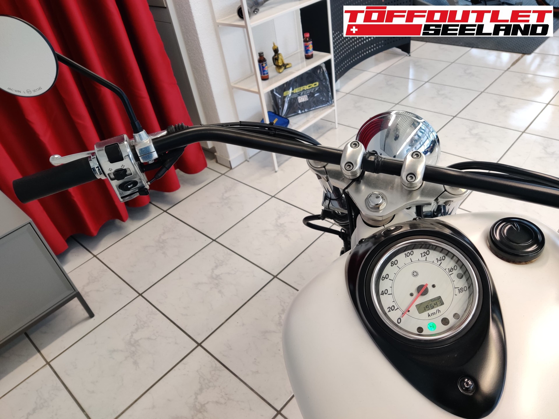 YAMAHA XVS 1100 Drag Star Ivory-image-5