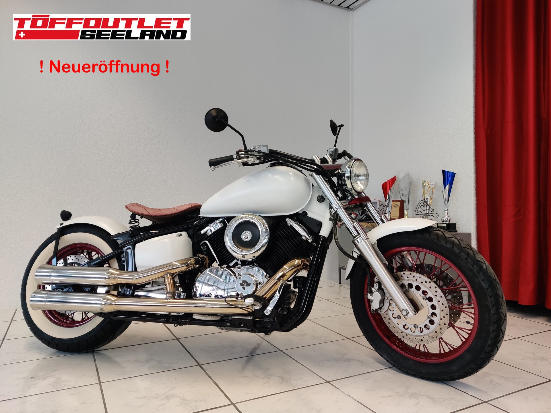 YAMAHA XVS 1100 Drag Star Ivory-image-0