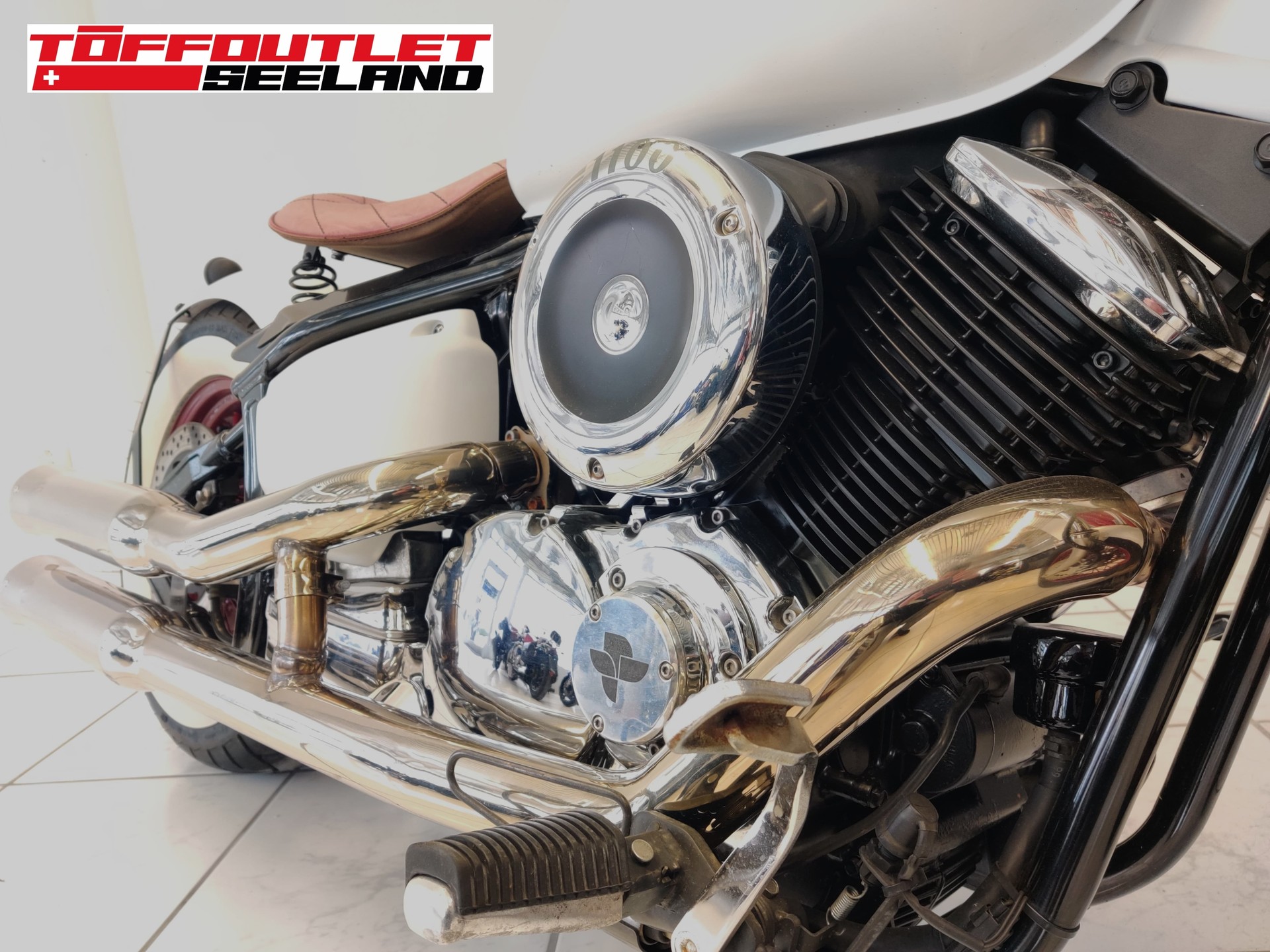 YAMAHA XVS 1100 Drag Star Ivory-image-4