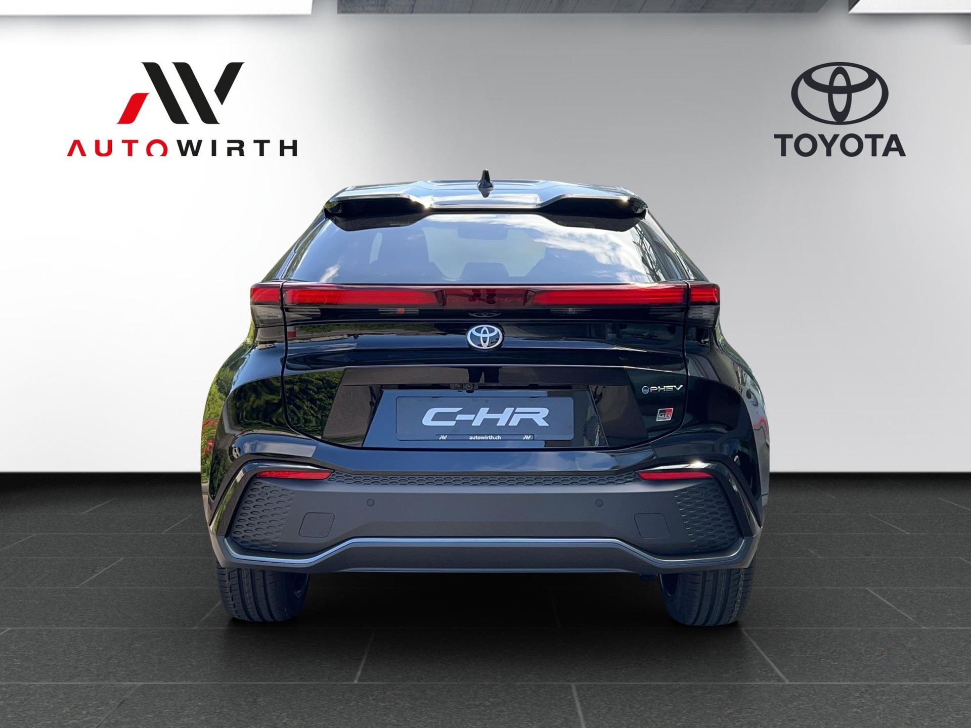 TOYOTA C-HR 2.0 PHEV GR Sport Premiere-image-5
