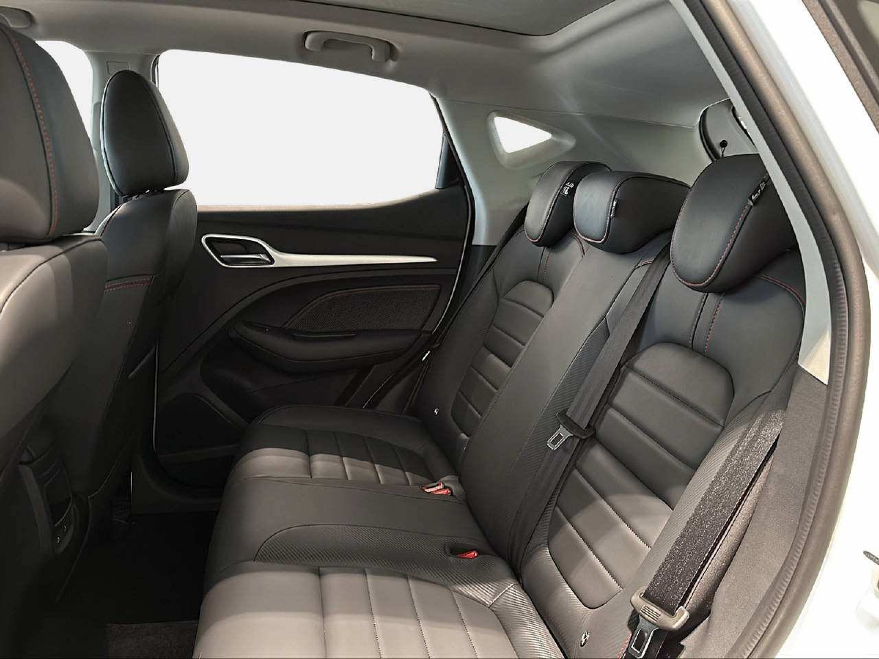 MG ZS 1.0 T-Gdi Luxury-image-12