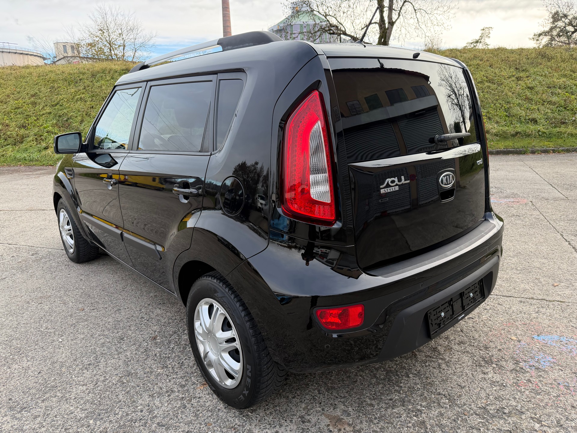 KIA Soul 1.6 CRDi Style Automatic-showroom-element-2