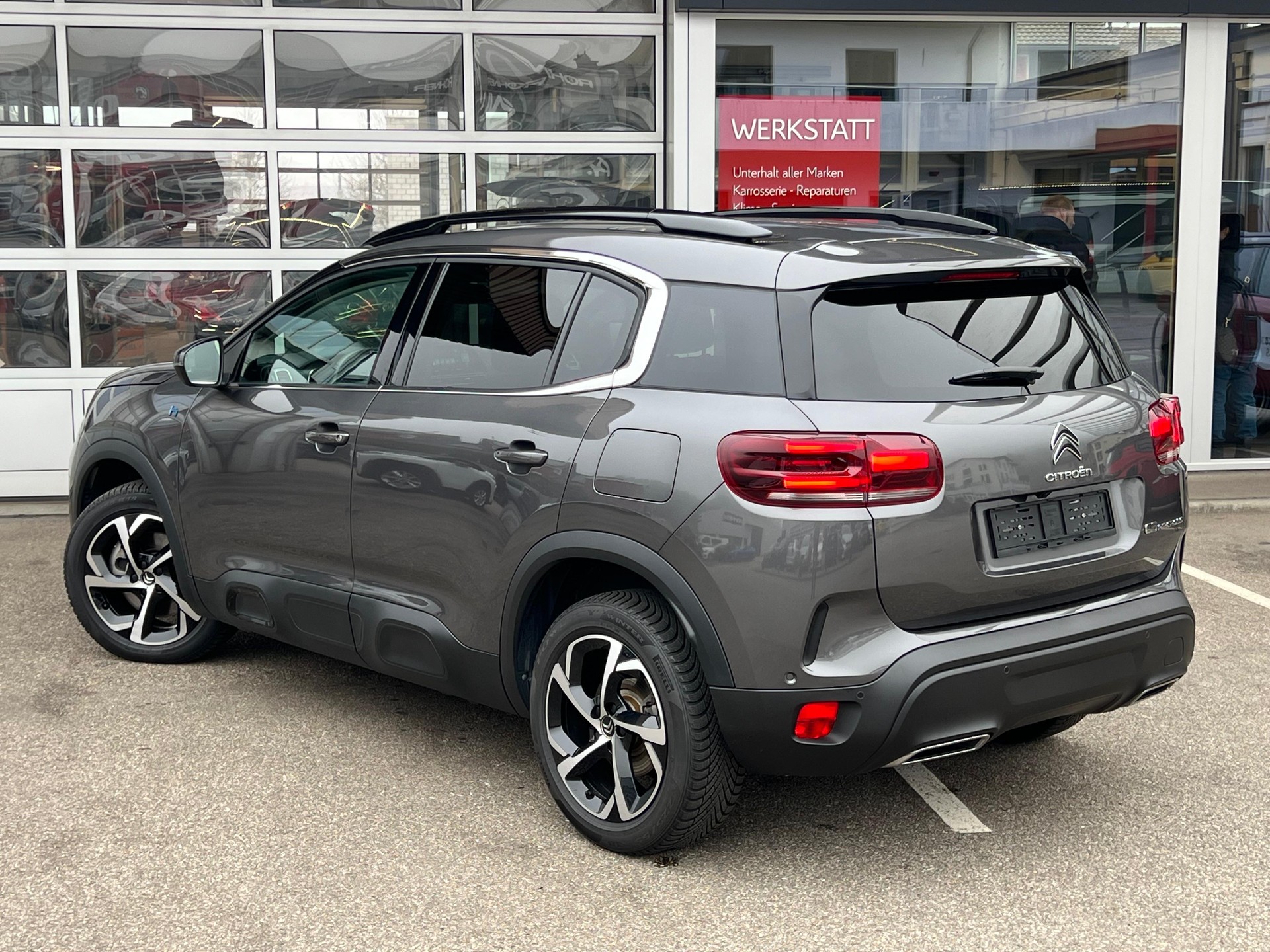 CITROEN C5 Aircross 1.6 Plug-in Hybrid Swiss Edition-image-7