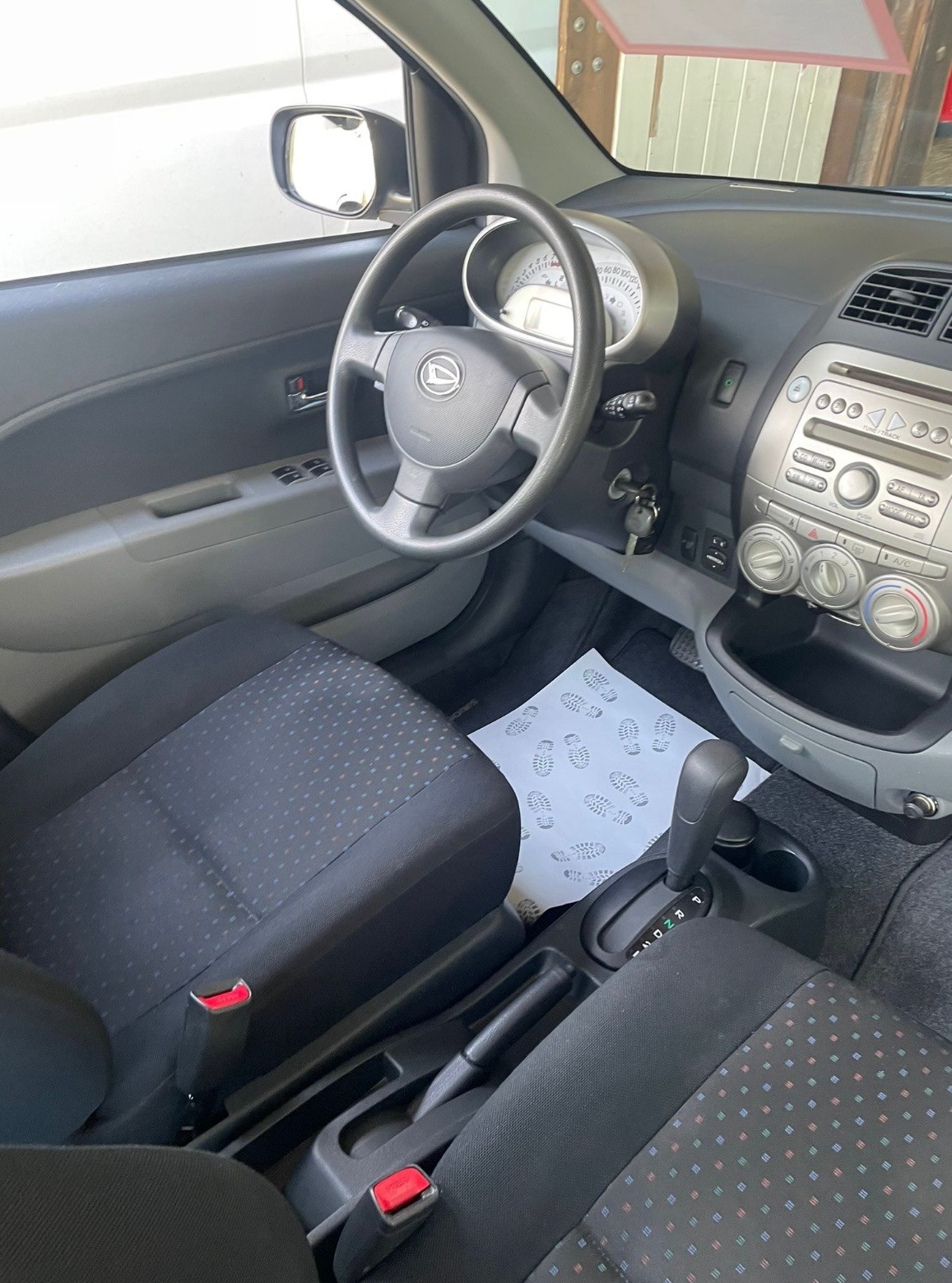 DAIHATSU Sirion 1.3 Automatic-image-2