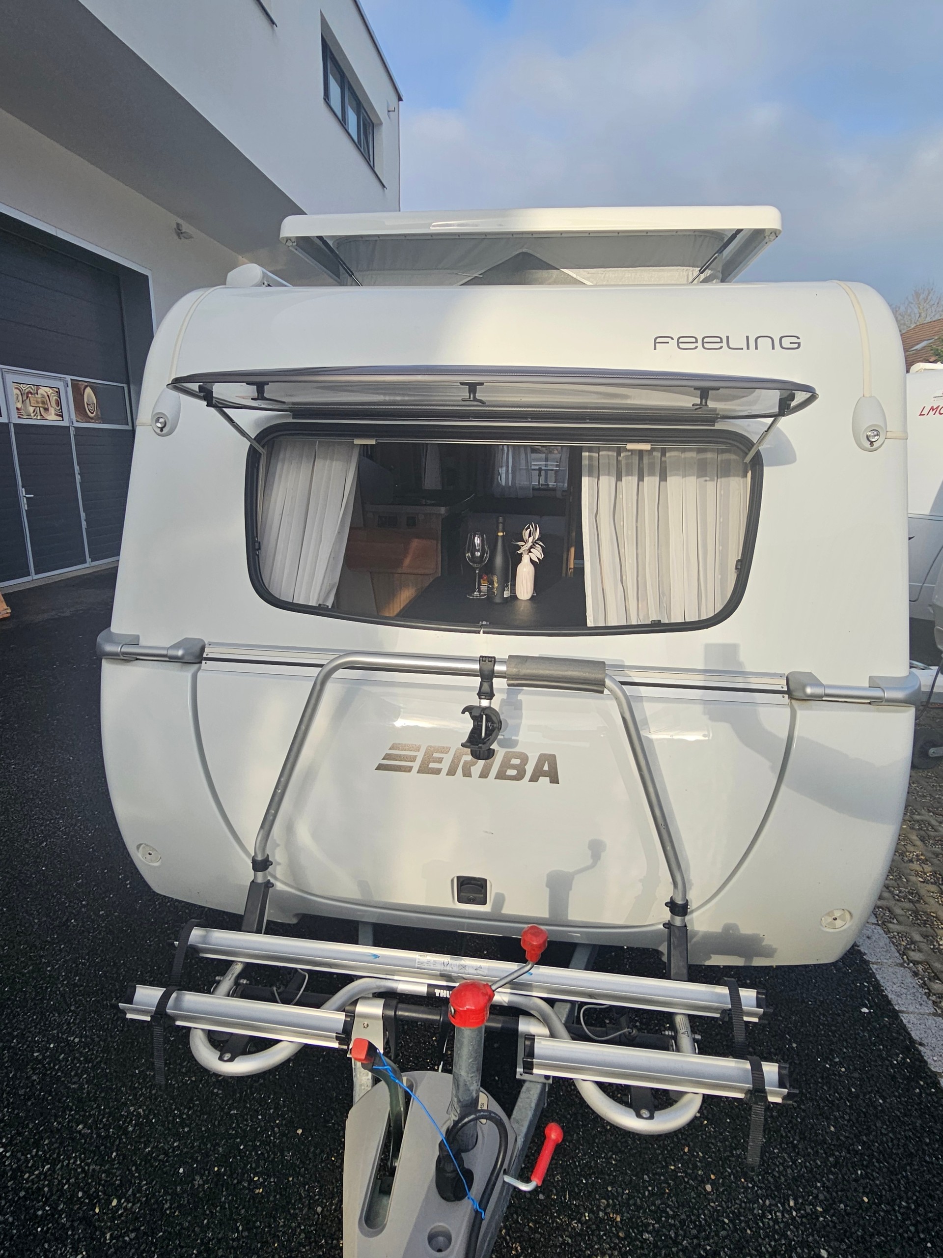 HYMER Eriba Feeling 542 mit Einzelbett, Mover!-image-1