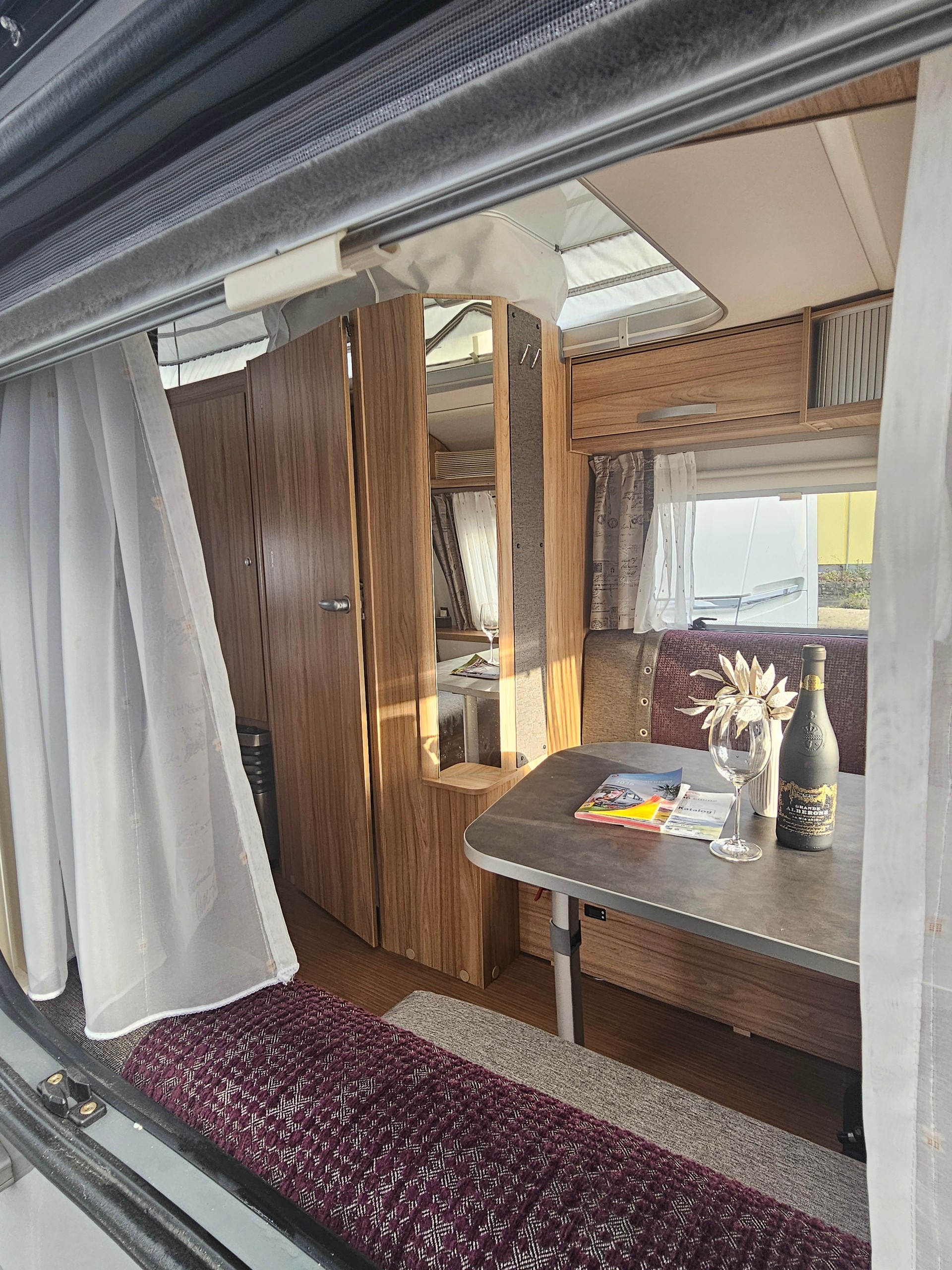 HYMER Eriba Feeling 542 mit Einzelbett, Mover!-image-5
