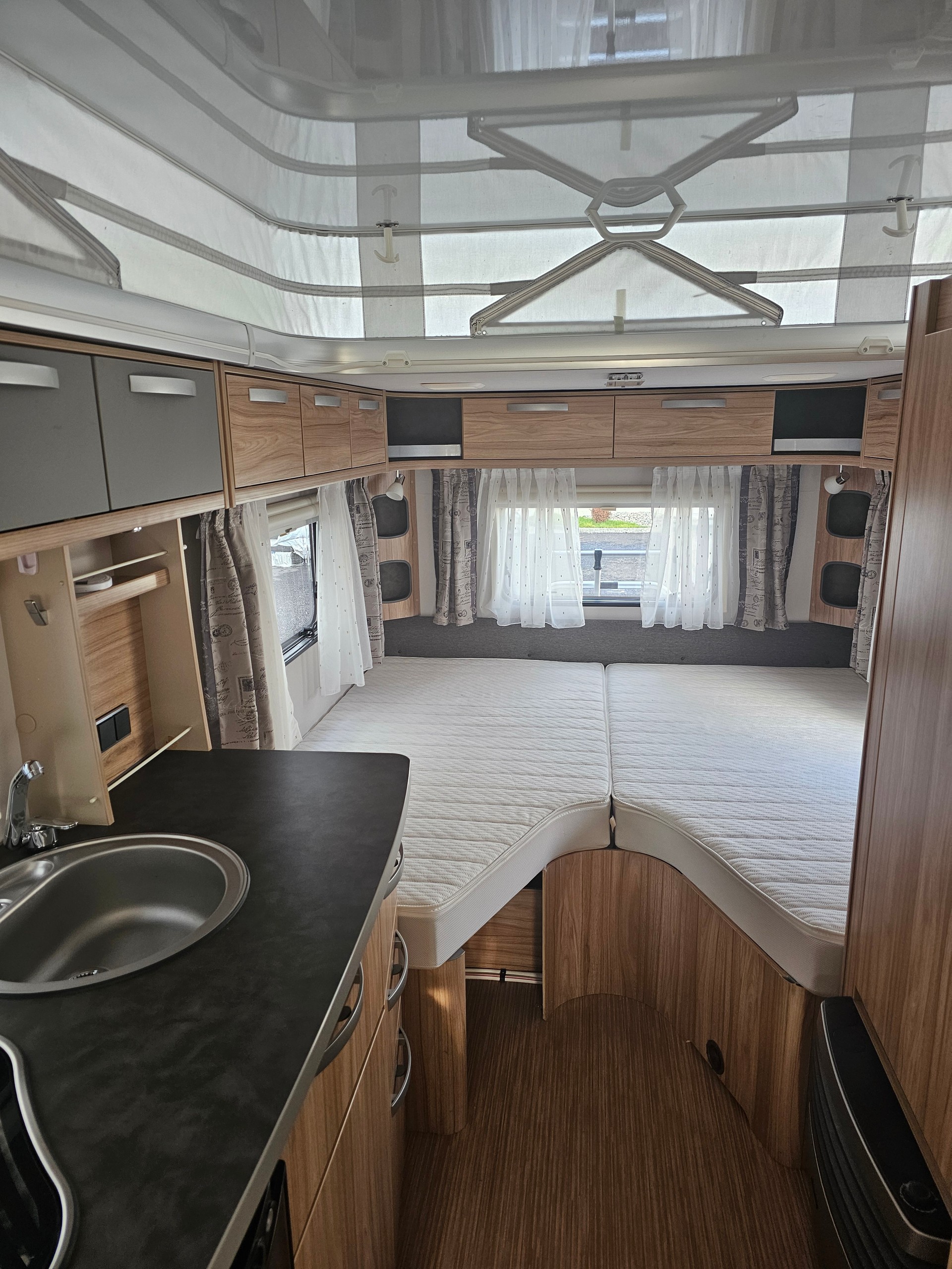HYMER Eriba Feeling 542 mit Einzelbett, Mover!-image-8