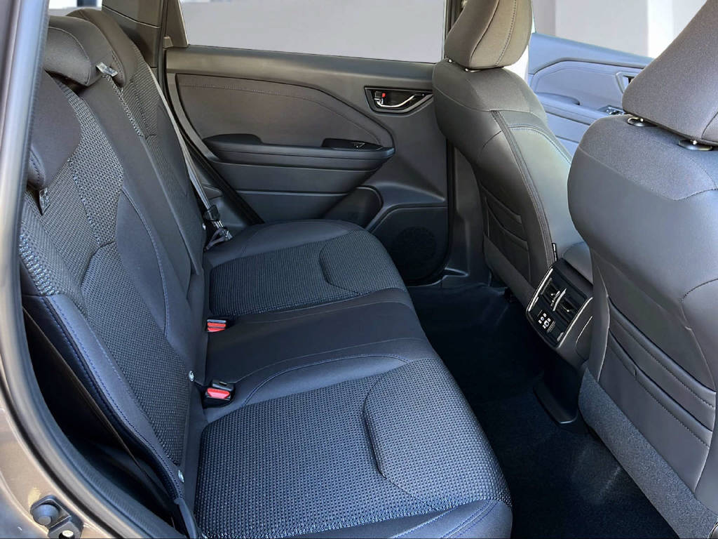 SUBARU Forester Station 2.0i e-Boxer Swiss Plus 2026er Model-image-12