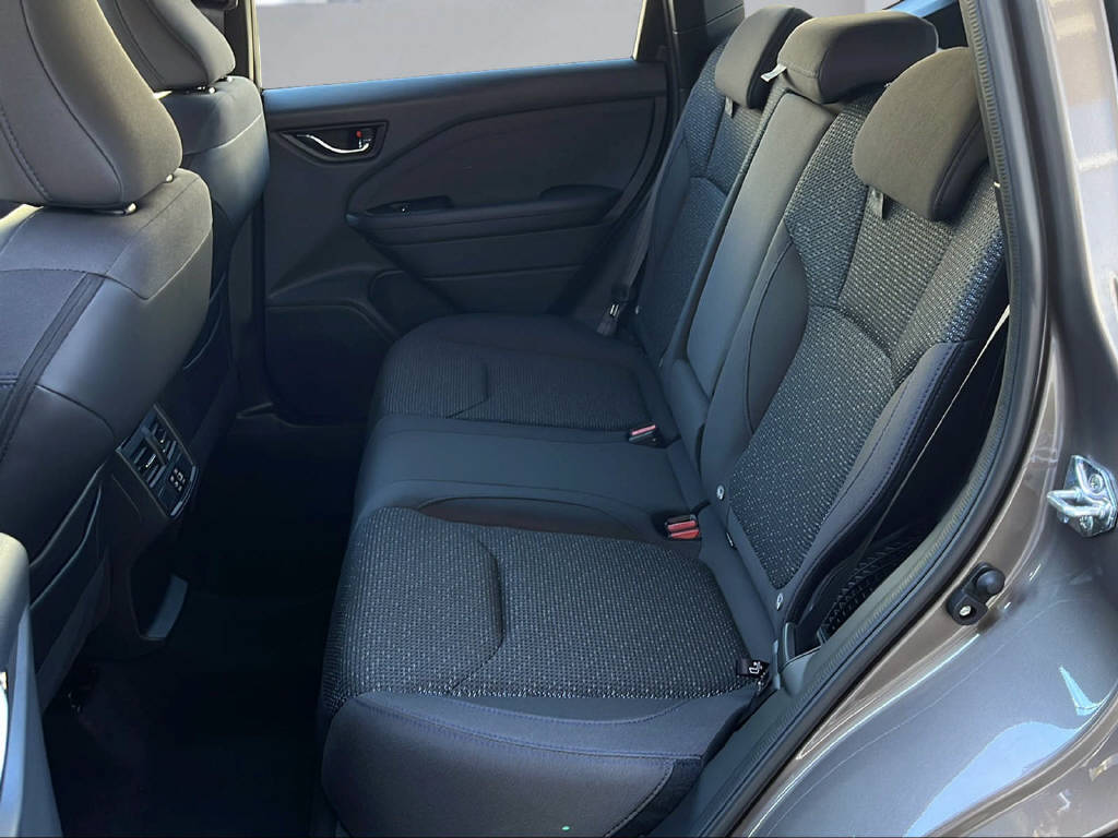 SUBARU Forester Station 2.0i e-Boxer Swiss Plus 2026er Model-image-13