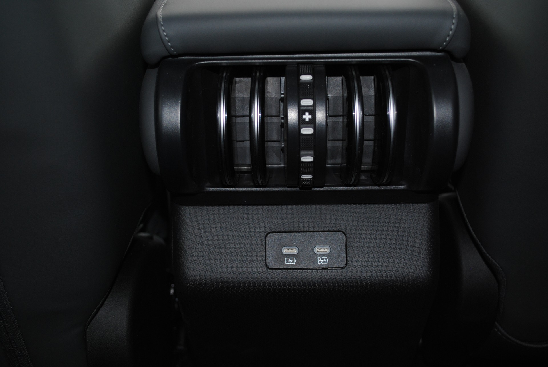 BYD EVO Design-image-16