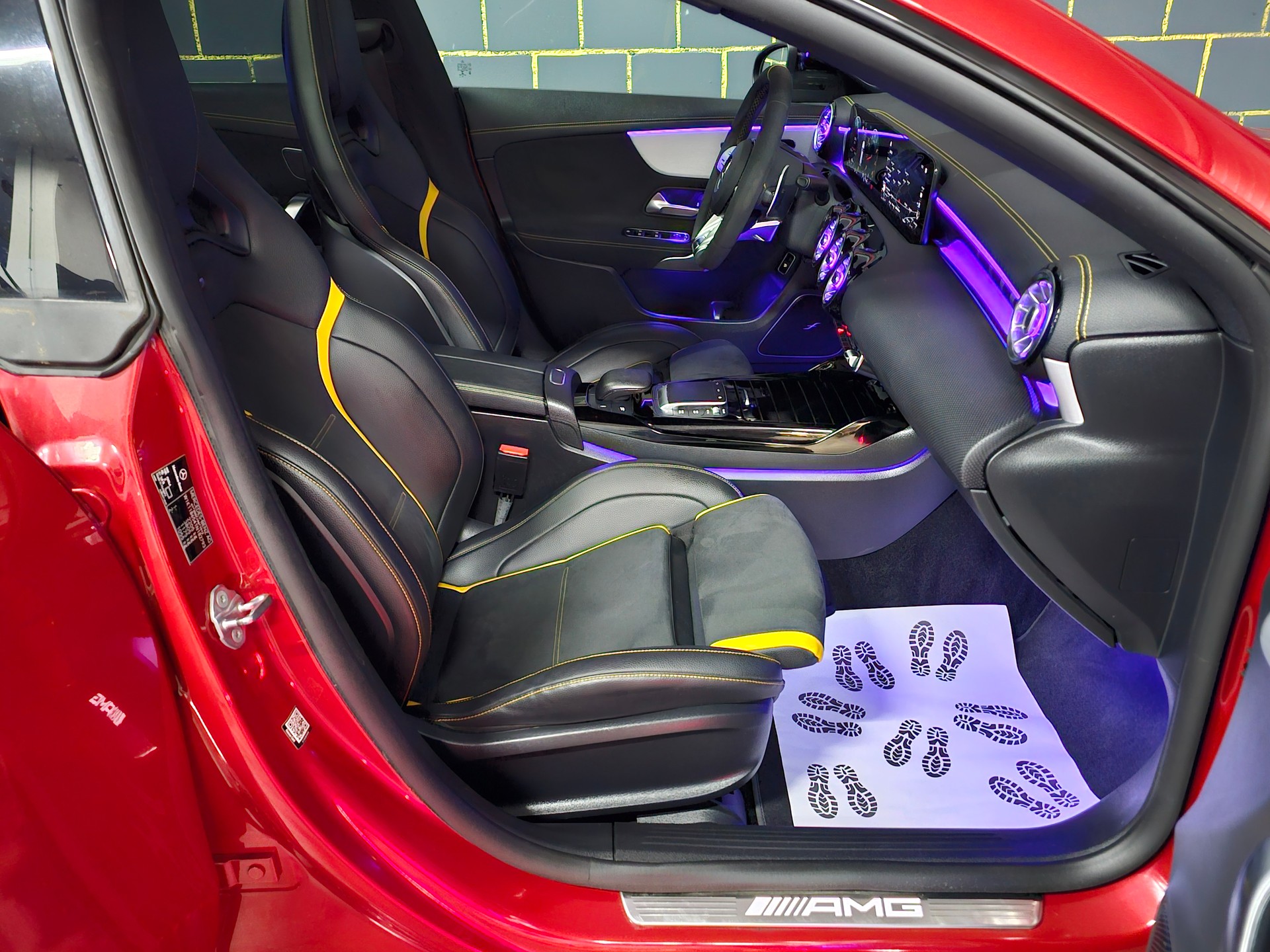 MERCEDES-BENZ CLA Shooting Brake 45 S AMG 4Matic+ 8G-DCT-image-9