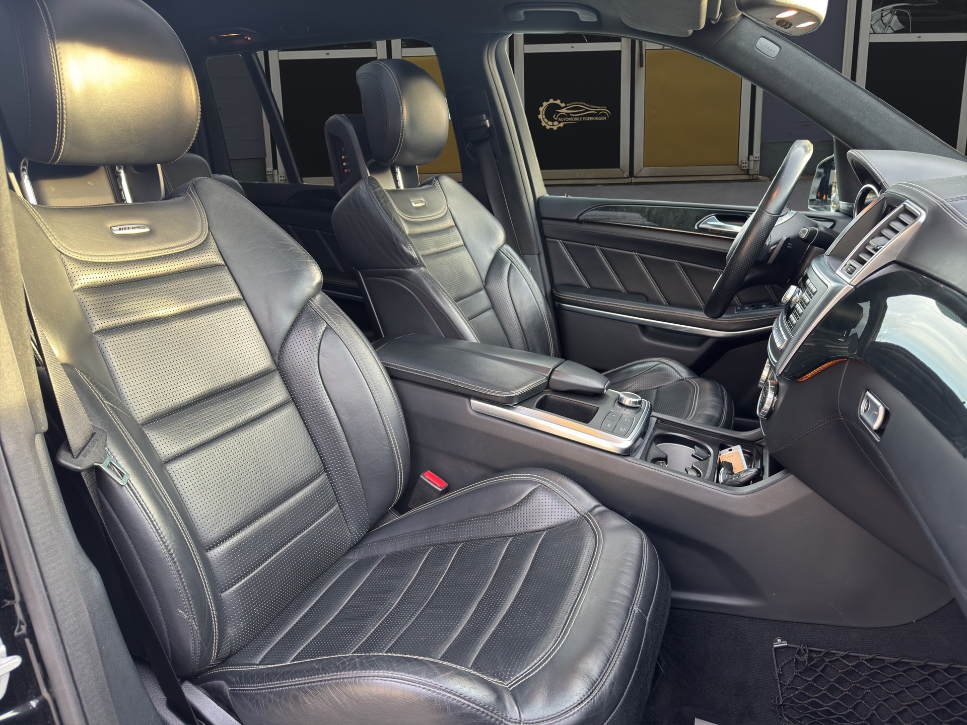 MERCEDES-BENZ GL 63 AMG 4Matic Speedshift Plus 7G-Tronic-image-9