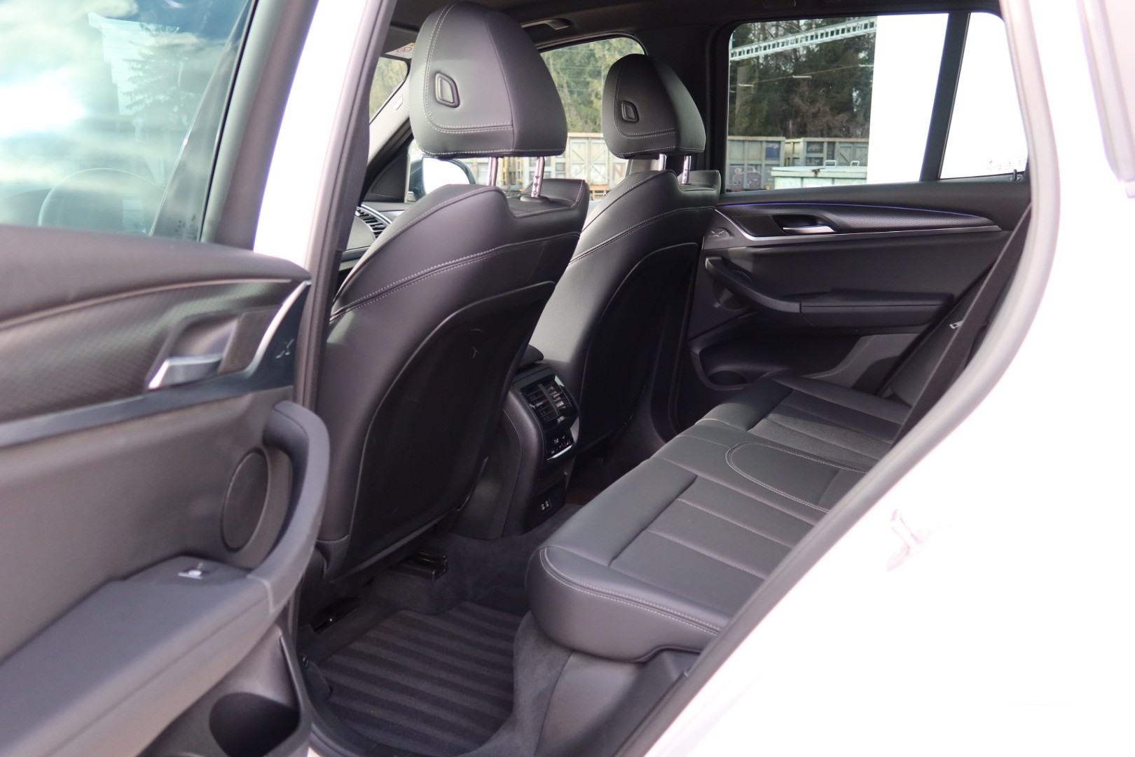 BMW X3 xDrive 48V 20d M Sport-image-12