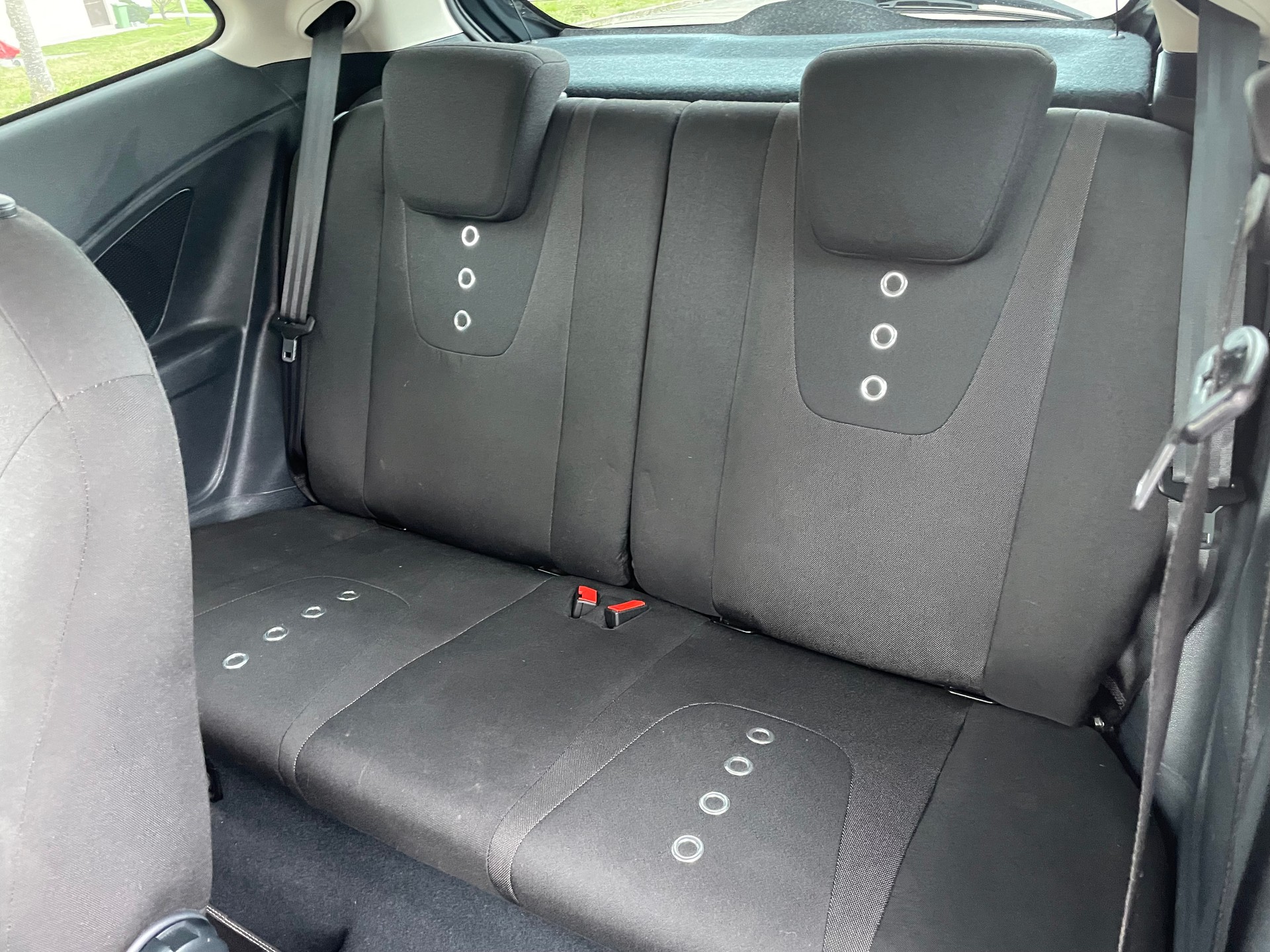 FORD KA 1.25 Titanium-image-12