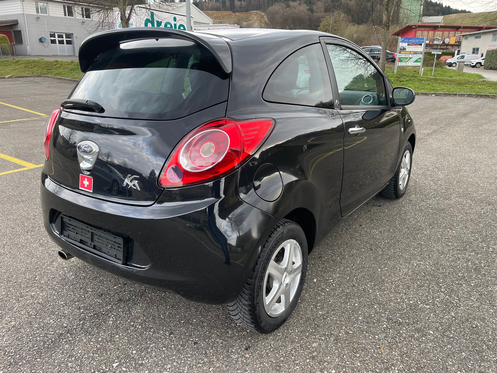 FORD KA 1.25 Titanium-image-6