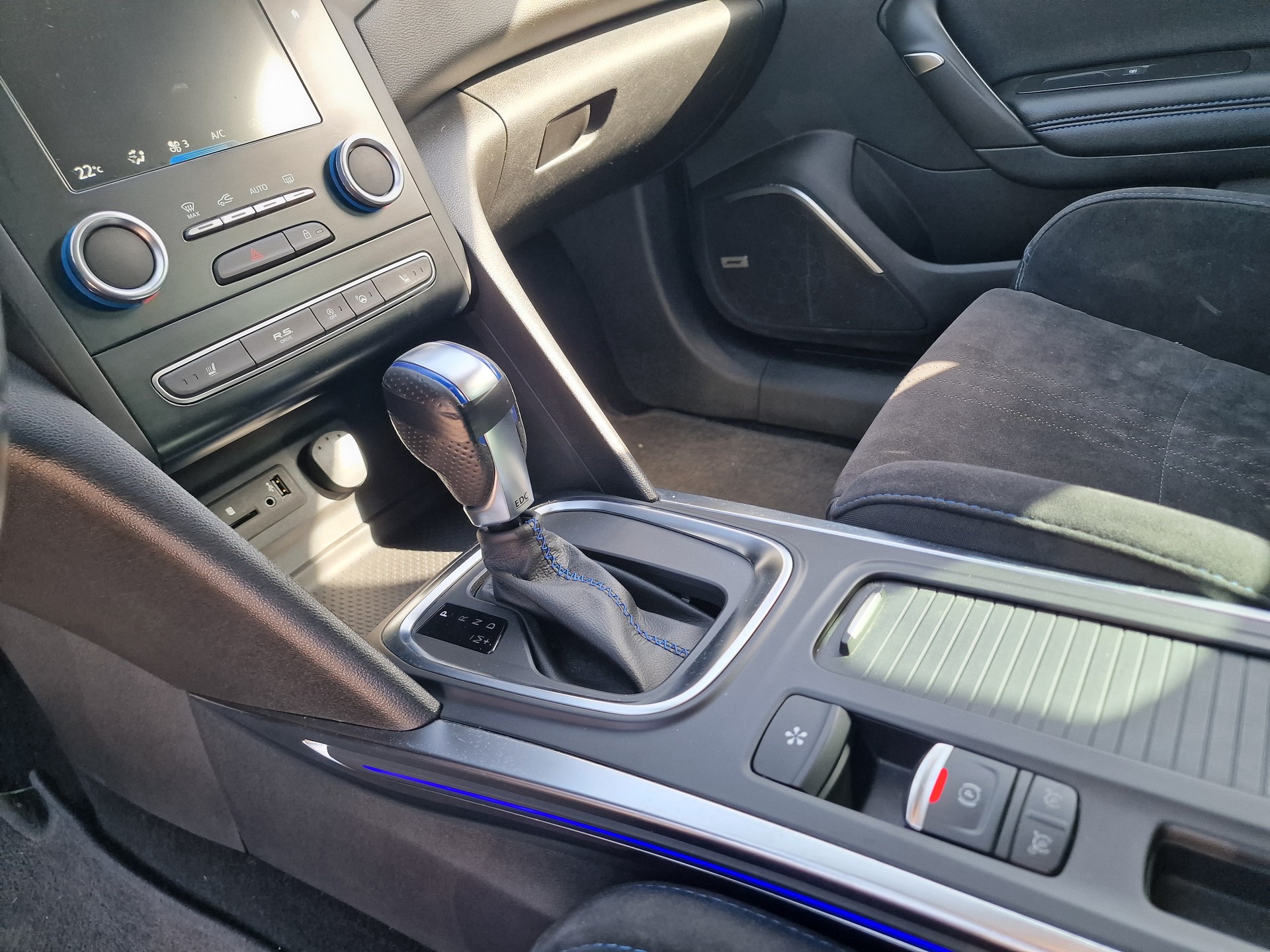 RENAULT Mégane Grandtour 1.6 16V Turbo GT EDC 8xAlu 1.Hand 12Mt Gara-image-18