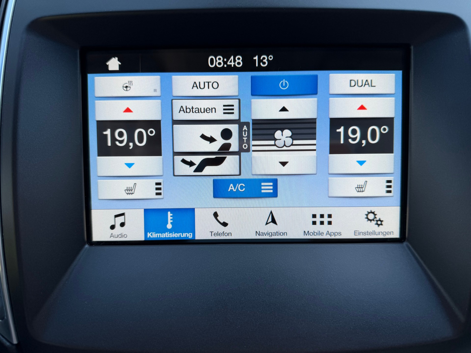 FORD Edge 2.0 TDCi ST-Line 4WD PowerShift-image-24