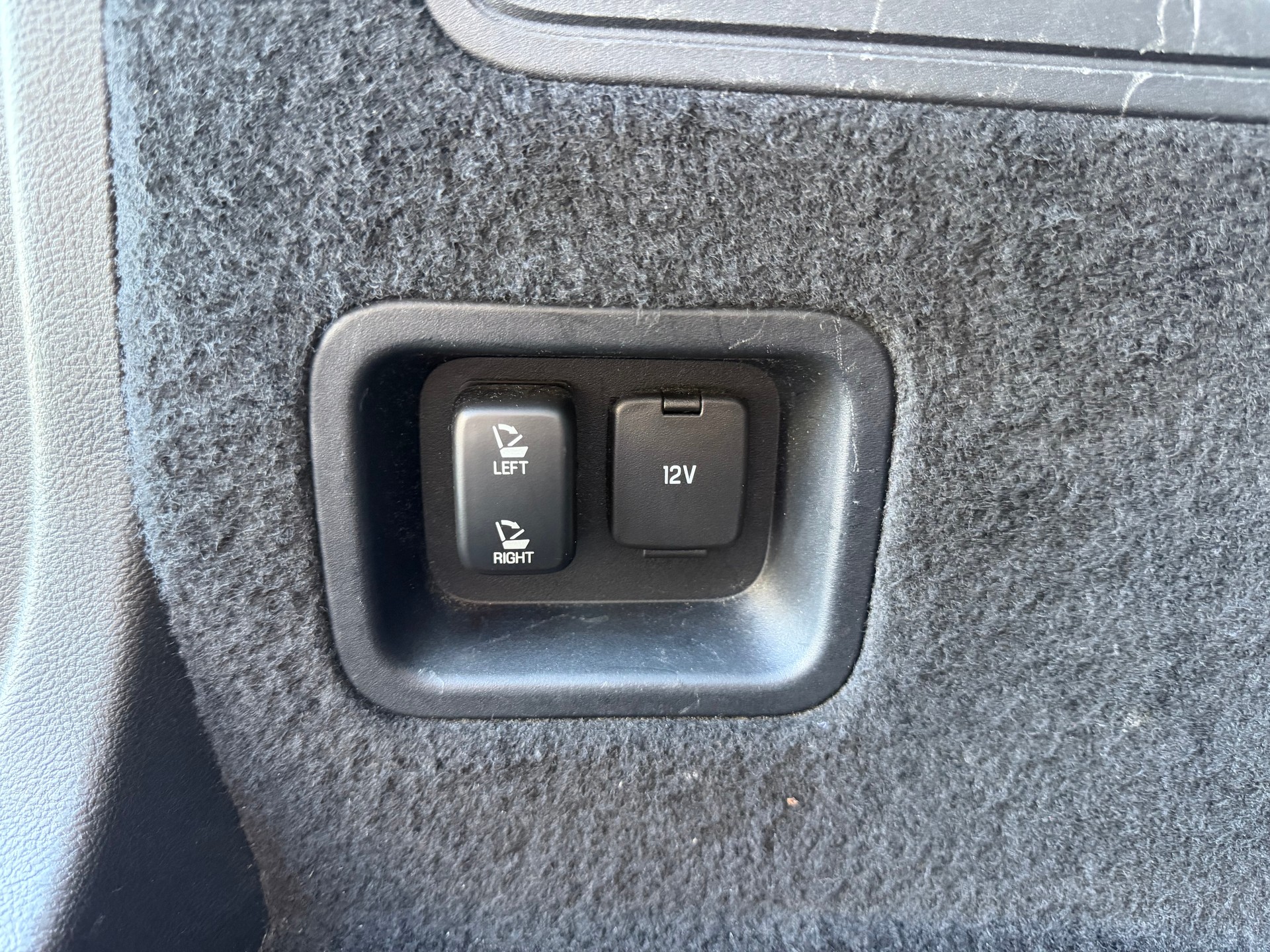 FORD Edge 2.0 TDCi ST-Line 4WD PowerShift-image-15