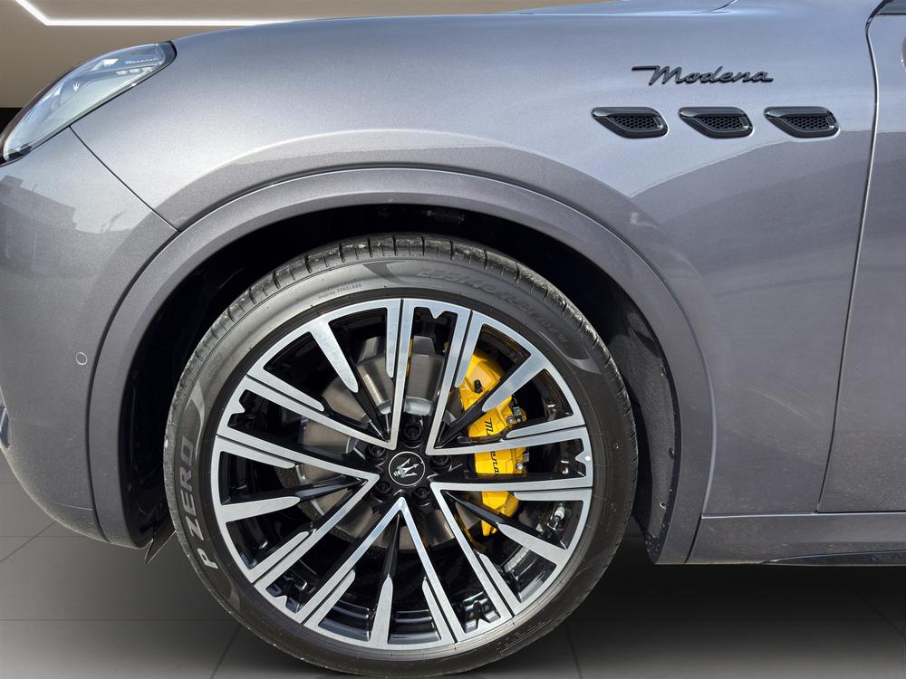 MASERATI Grecale 2.0 Hybrid Modena-image-14