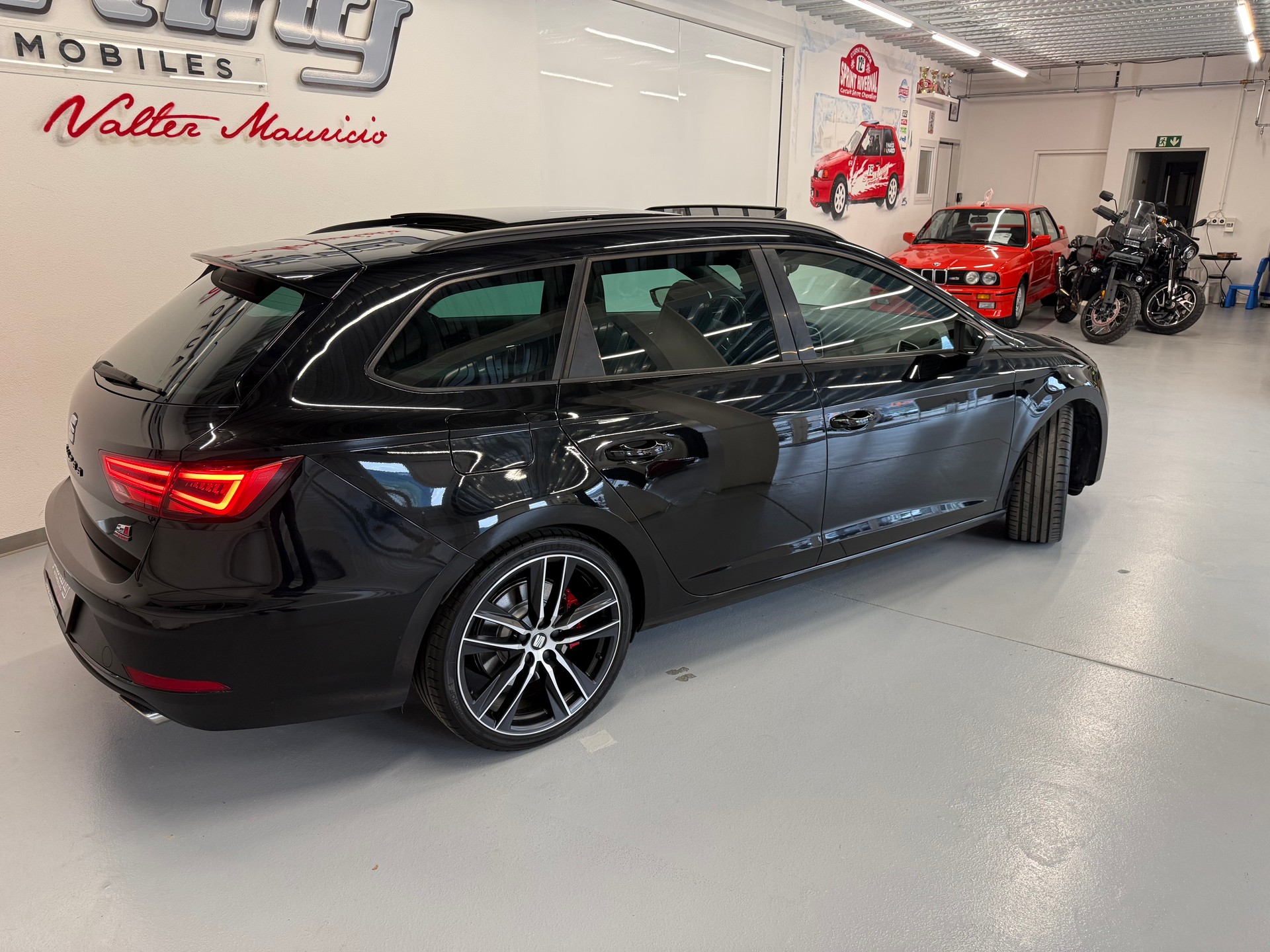 SEAT Leon ST 2.0 TSI Cupra 300 4 Drive DSG-image-7