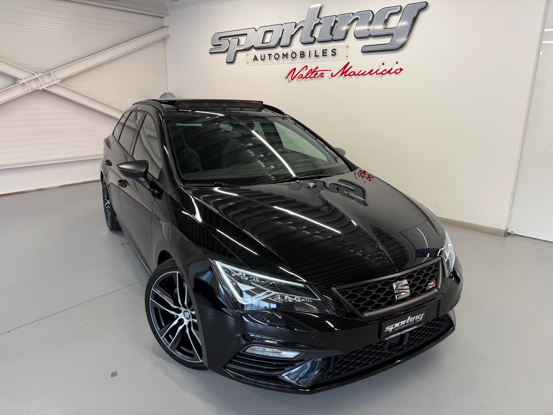 SEAT Leon ST 2.0 TSI Cupra 300 4 Drive DSG