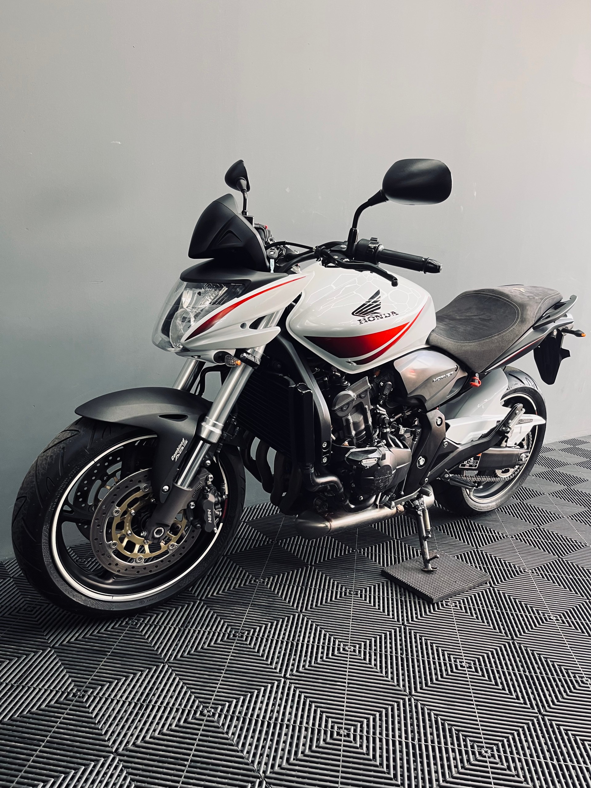 HONDA CB 600 F ABS Hornet-image-6