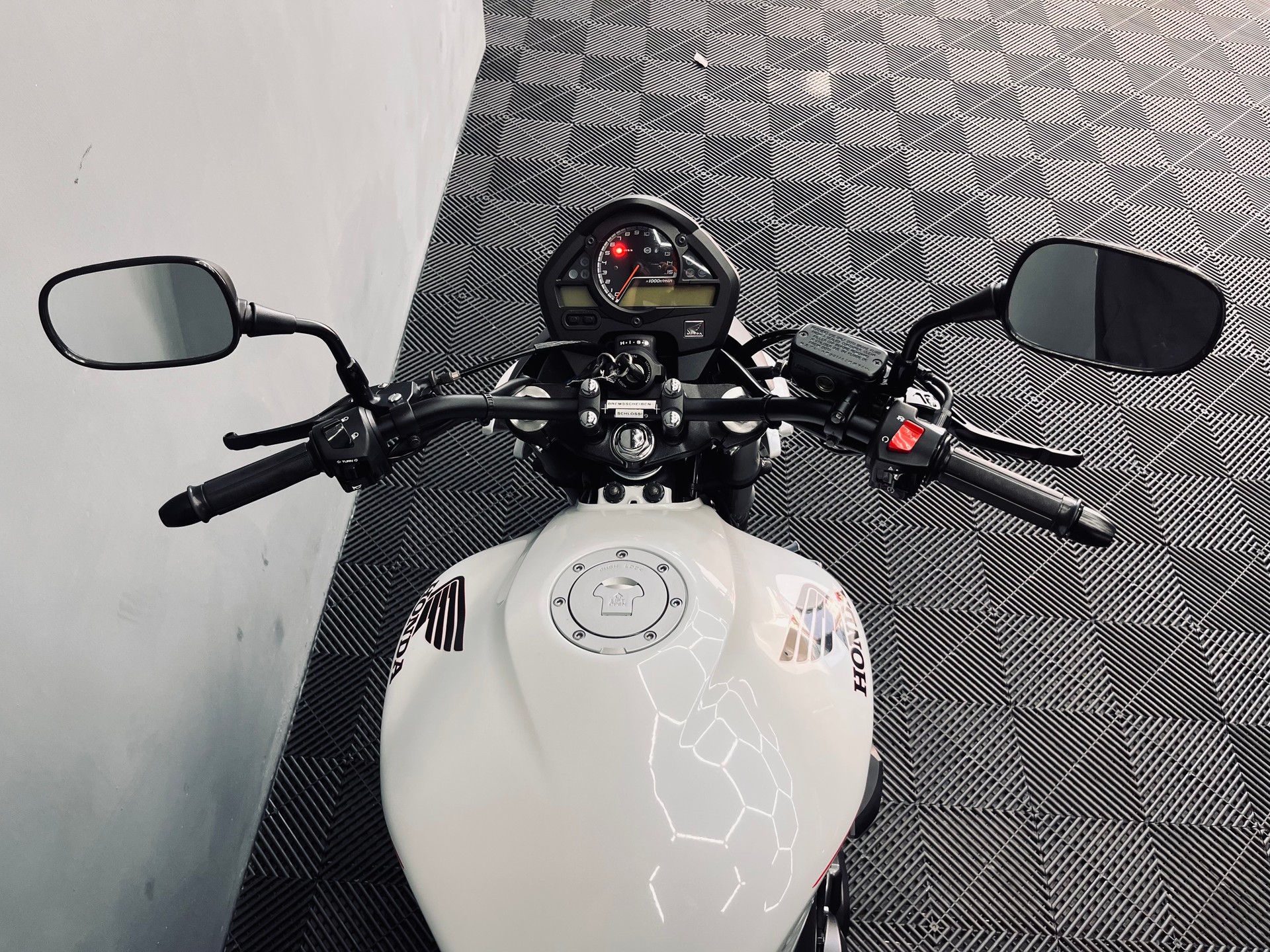 HONDA CB 600 F ABS Hornet-image-3
